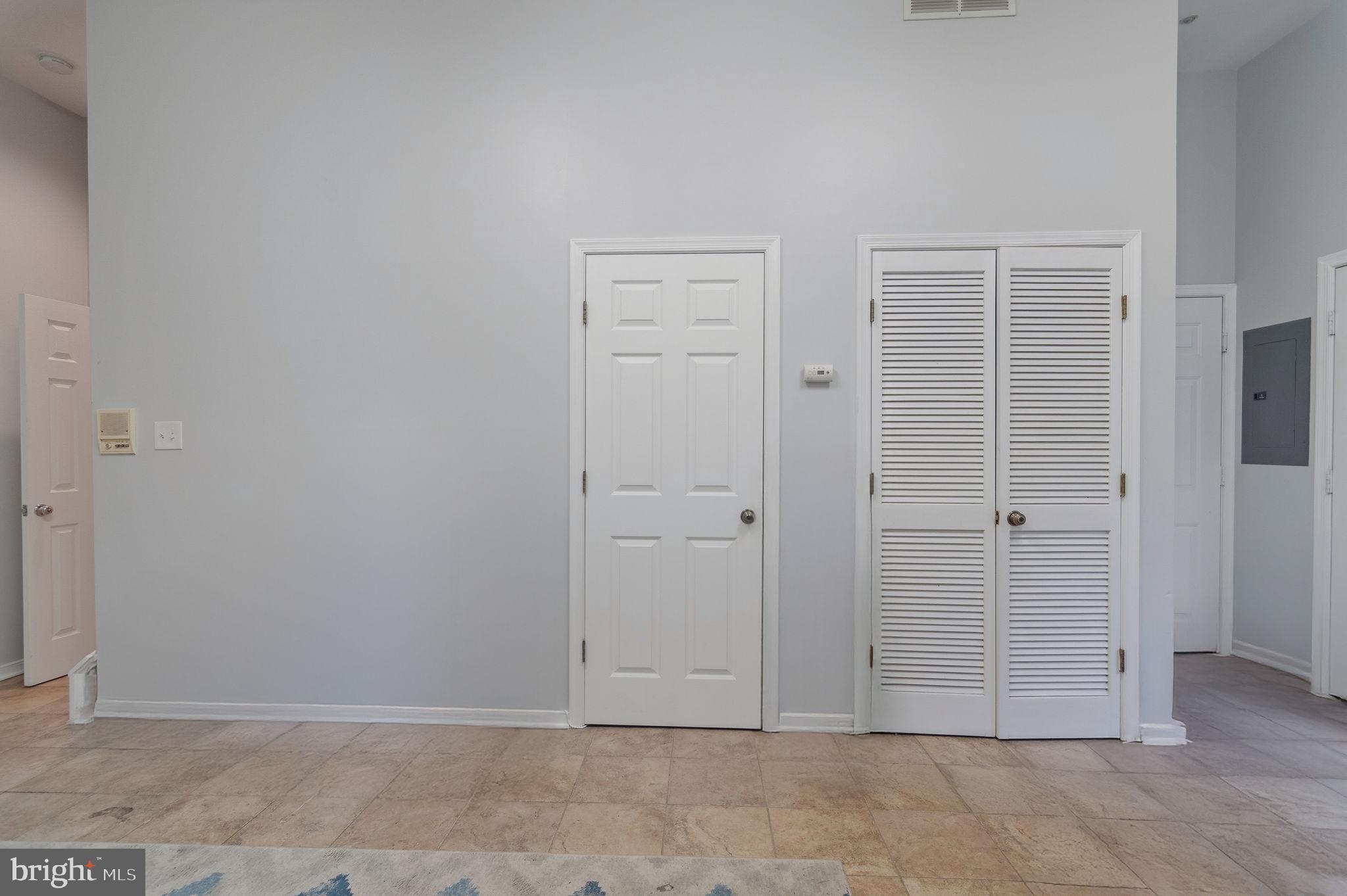 ROCKCREST - Residential