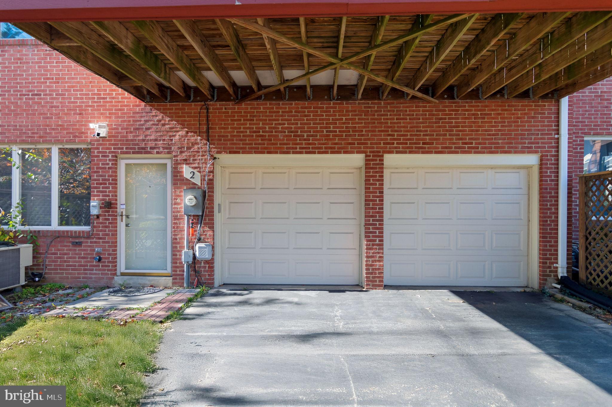 ROCKCREST - Residential