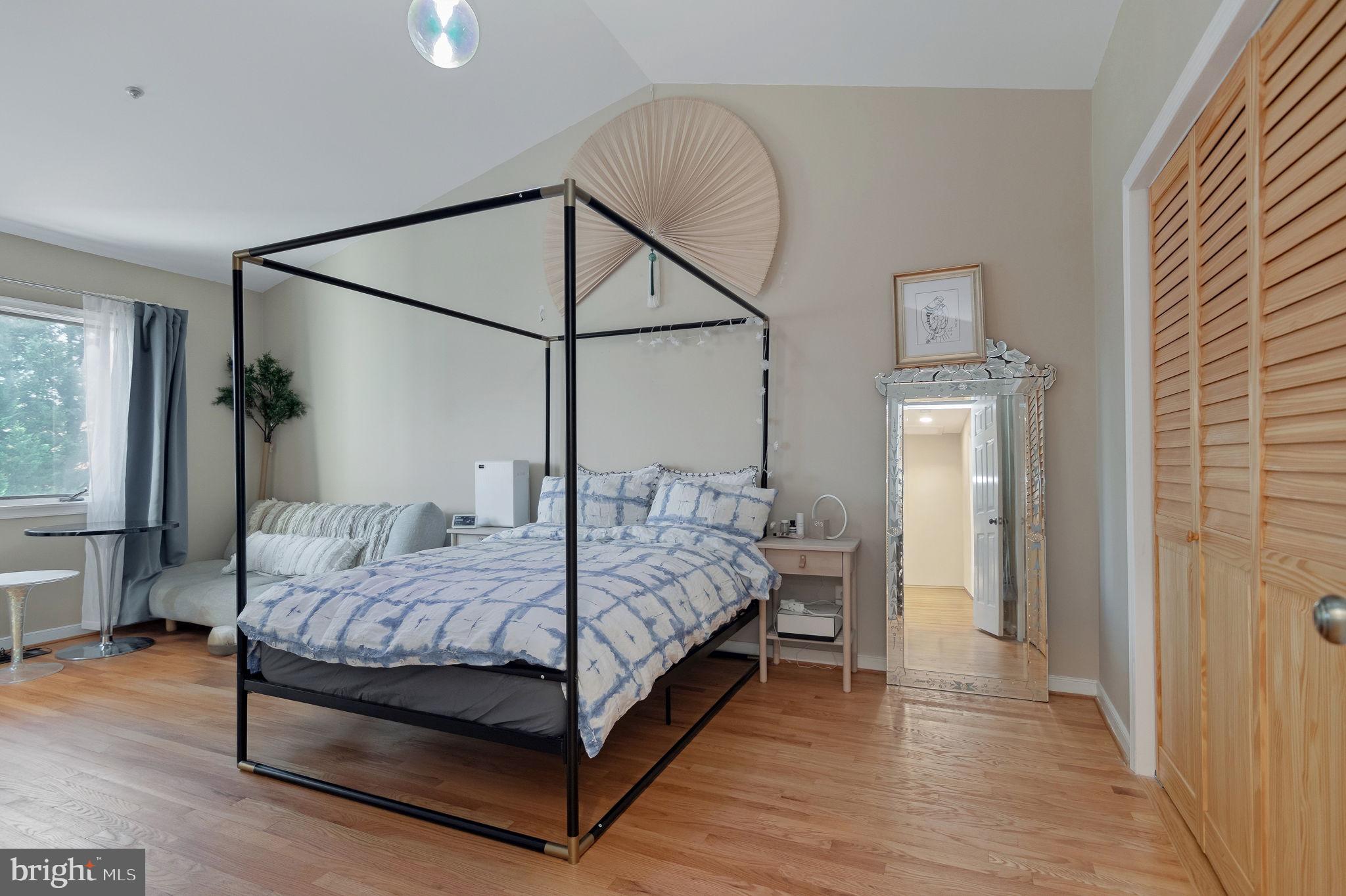 ROCKCREST - Residential