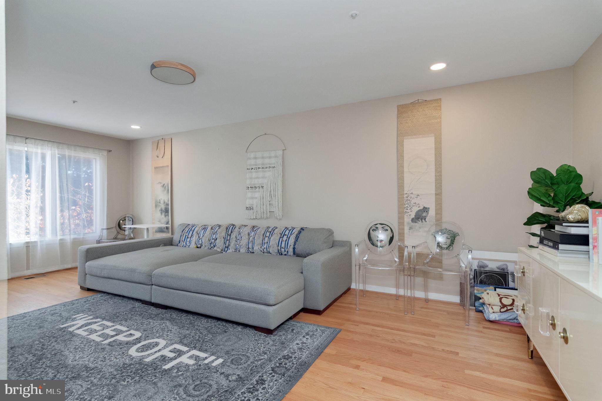 ROCKCREST - Residential