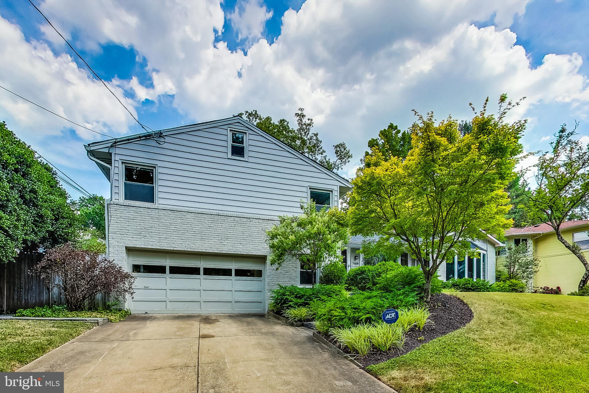 PINEHURST VILLAGE - Residential