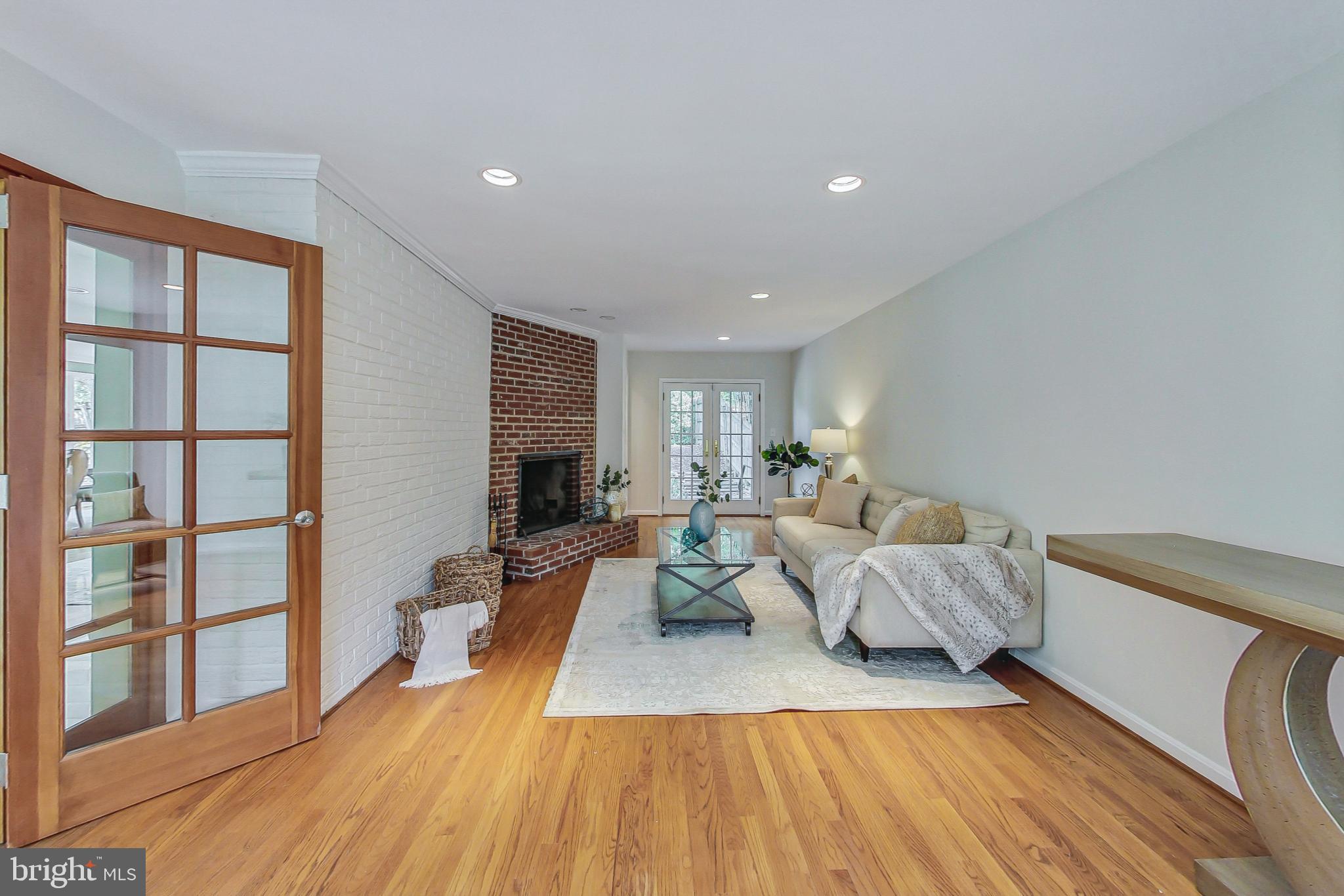 PINEHURST VILLAGE - Residential