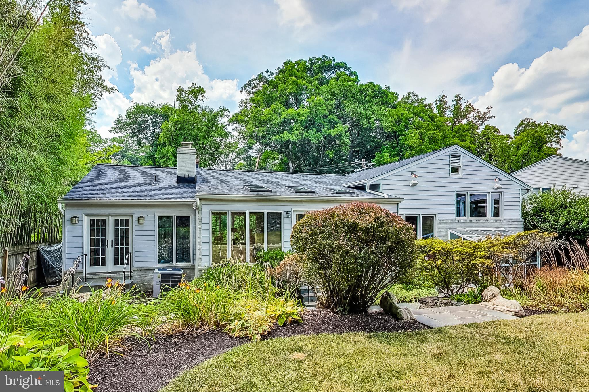 PINEHURST VILLAGE - Residential