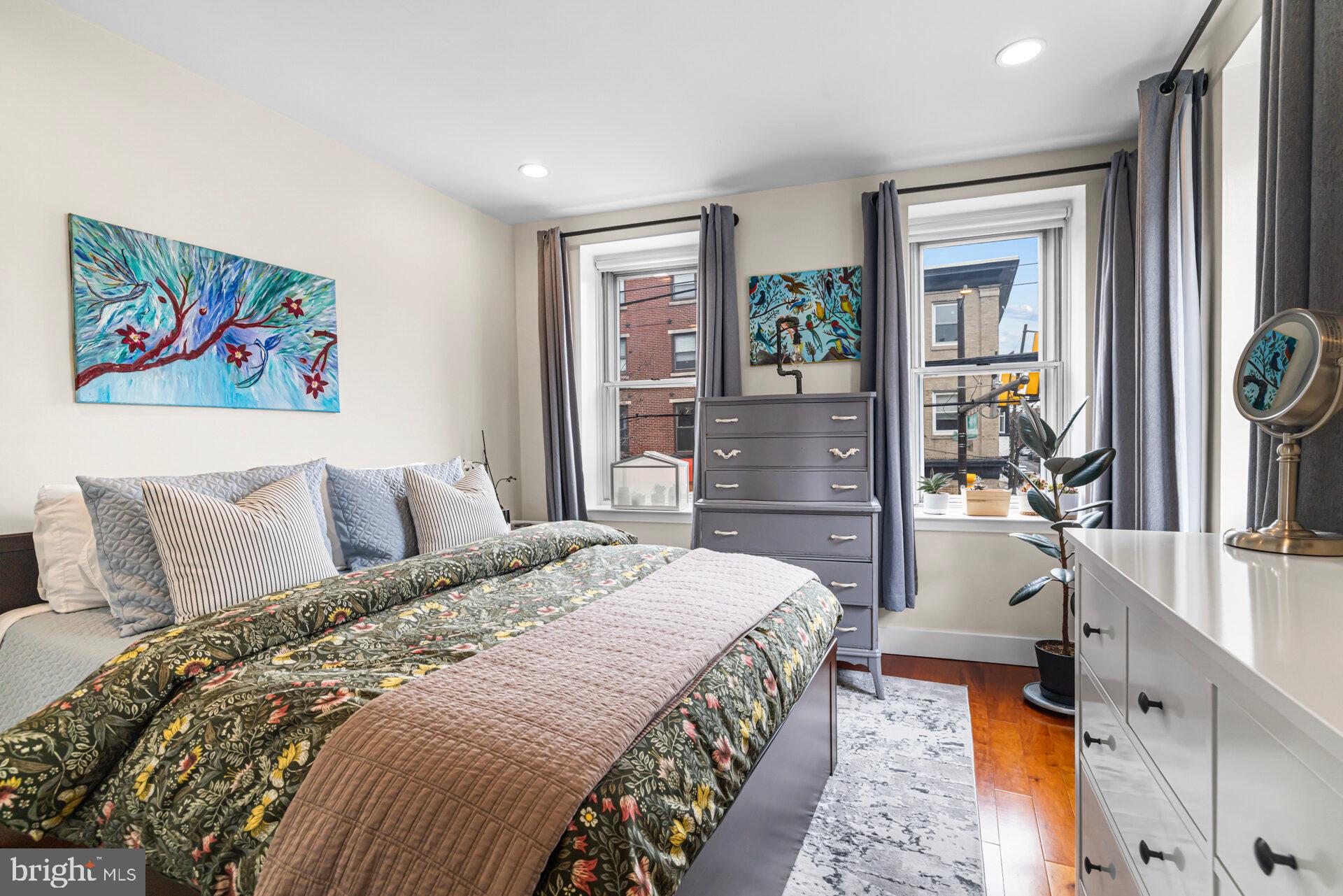 NORTHERN LIBERTIES - Commercial Sale