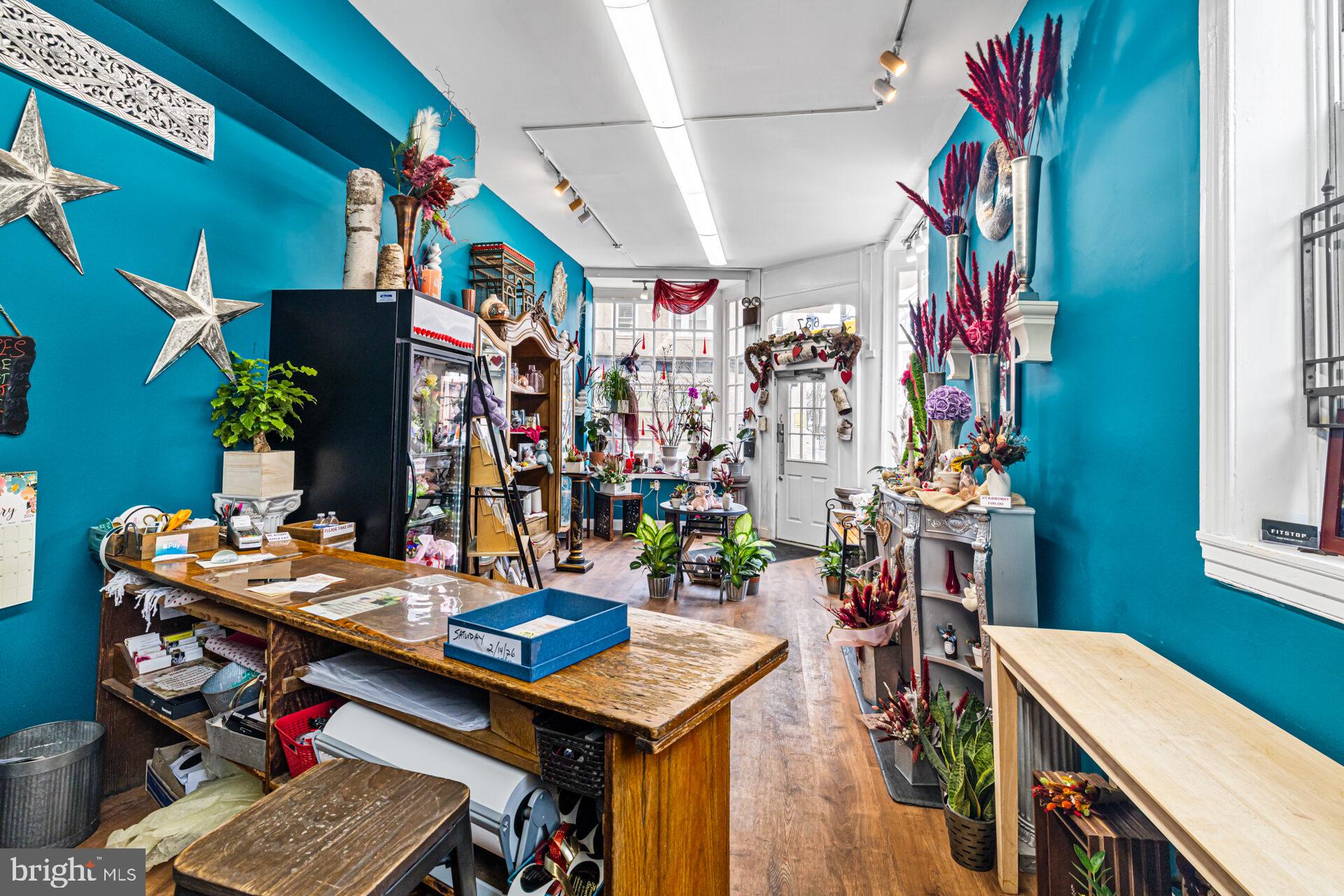 NORTHERN LIBERTIES - Commercial Sale