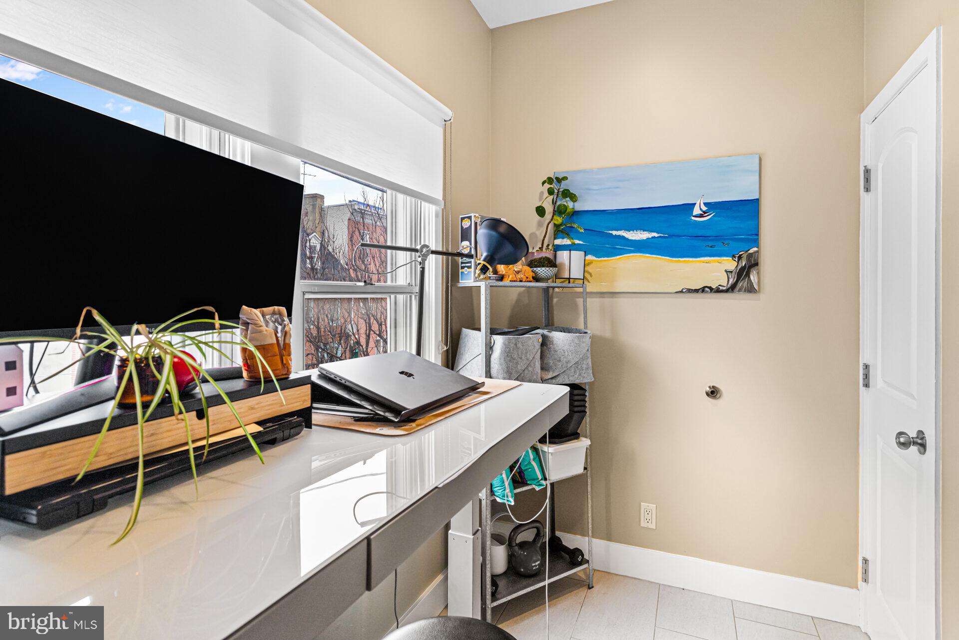 NORTHERN LIBERTIES - Commercial Sale