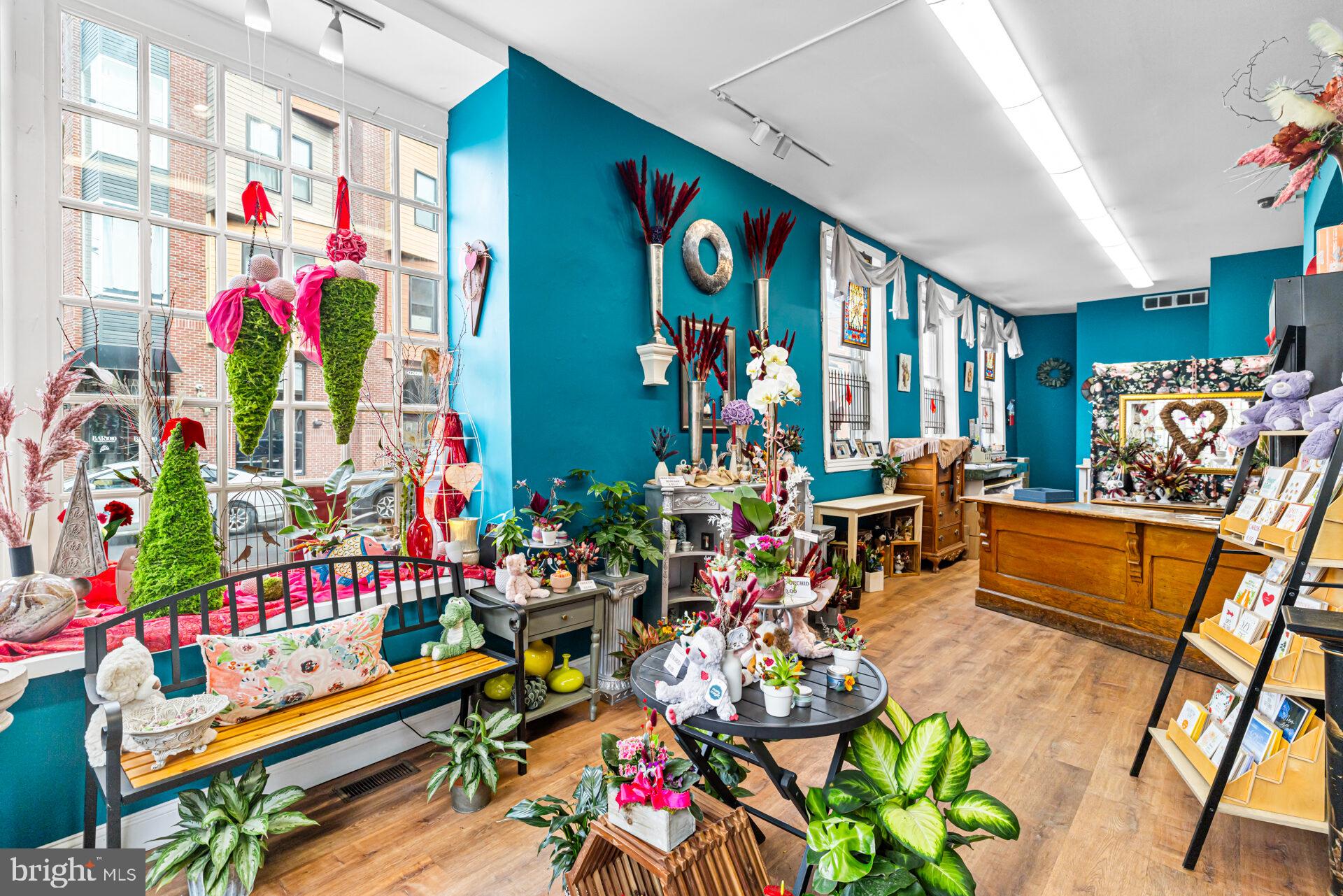 NORTHERN LIBERTIES - Commercial Sale