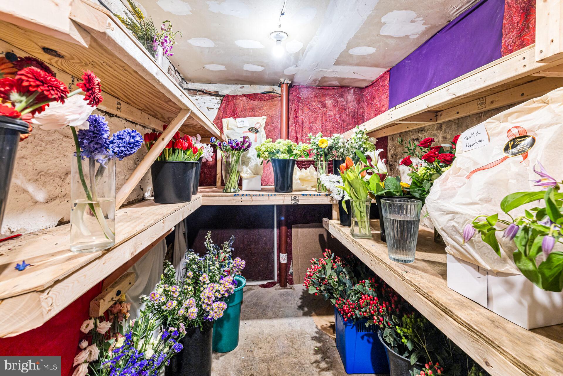 NORTHERN LIBERTIES - Commercial Sale