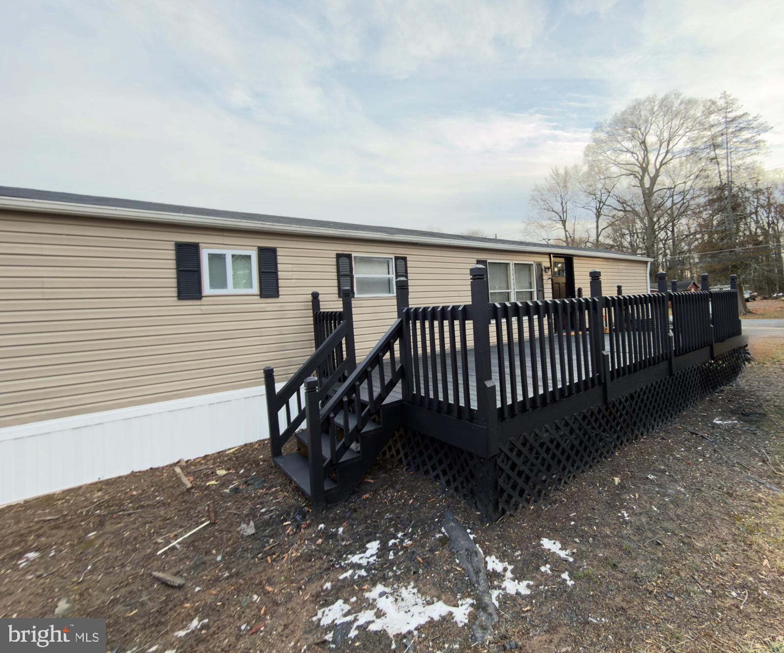 BUSH RIVER MANOR - Residential