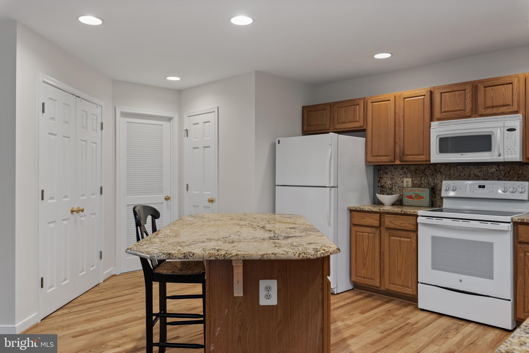 EASTPORT - Residential