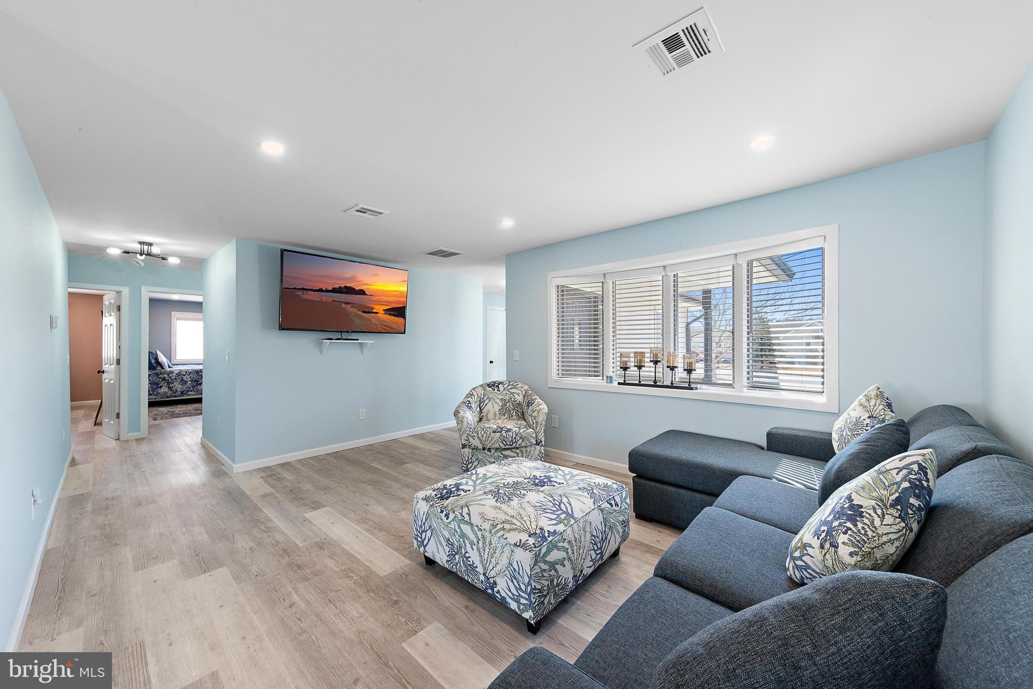 13 BAYVIEW DRIVE