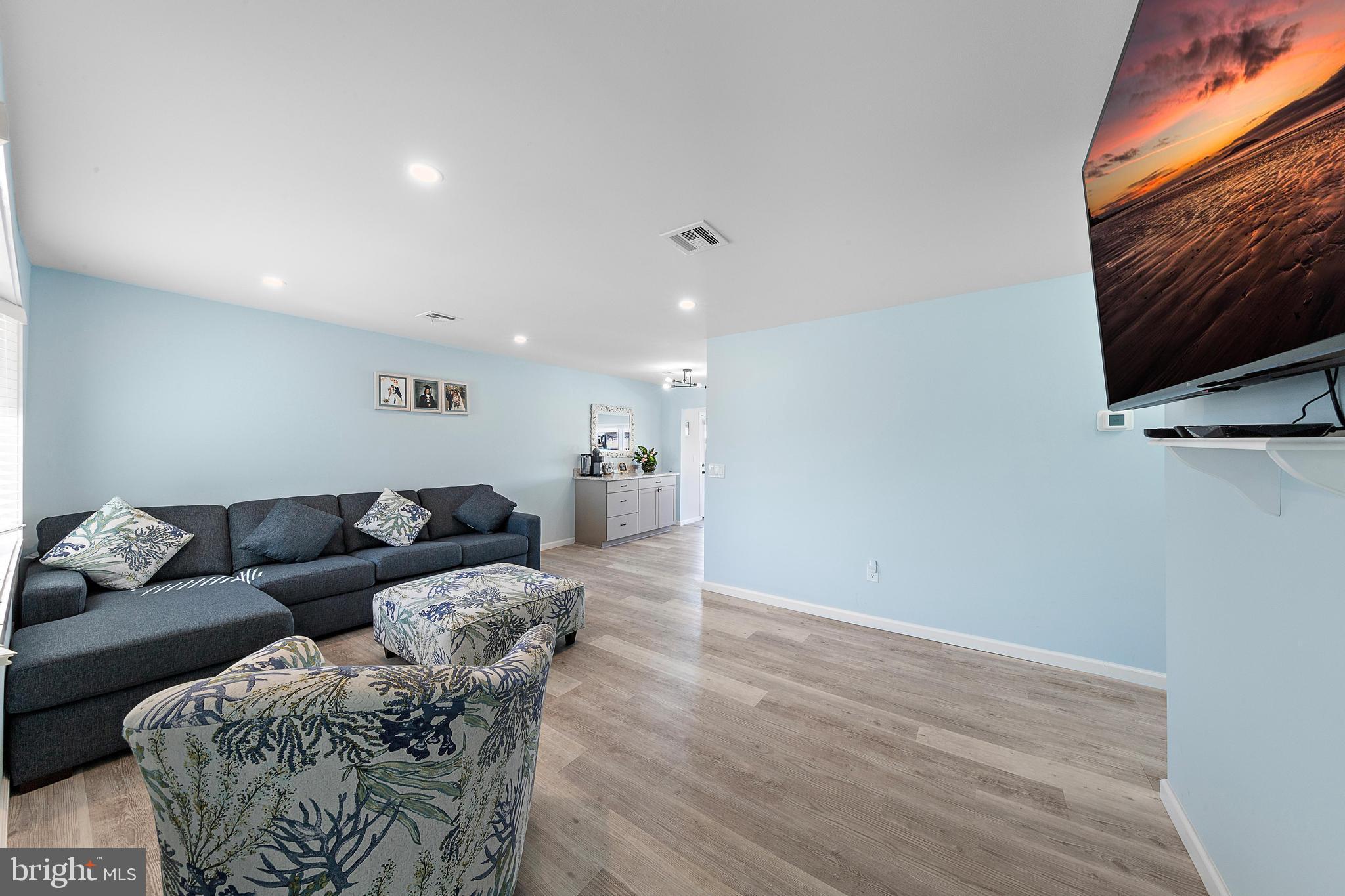 13 BAYVIEW DRIVE