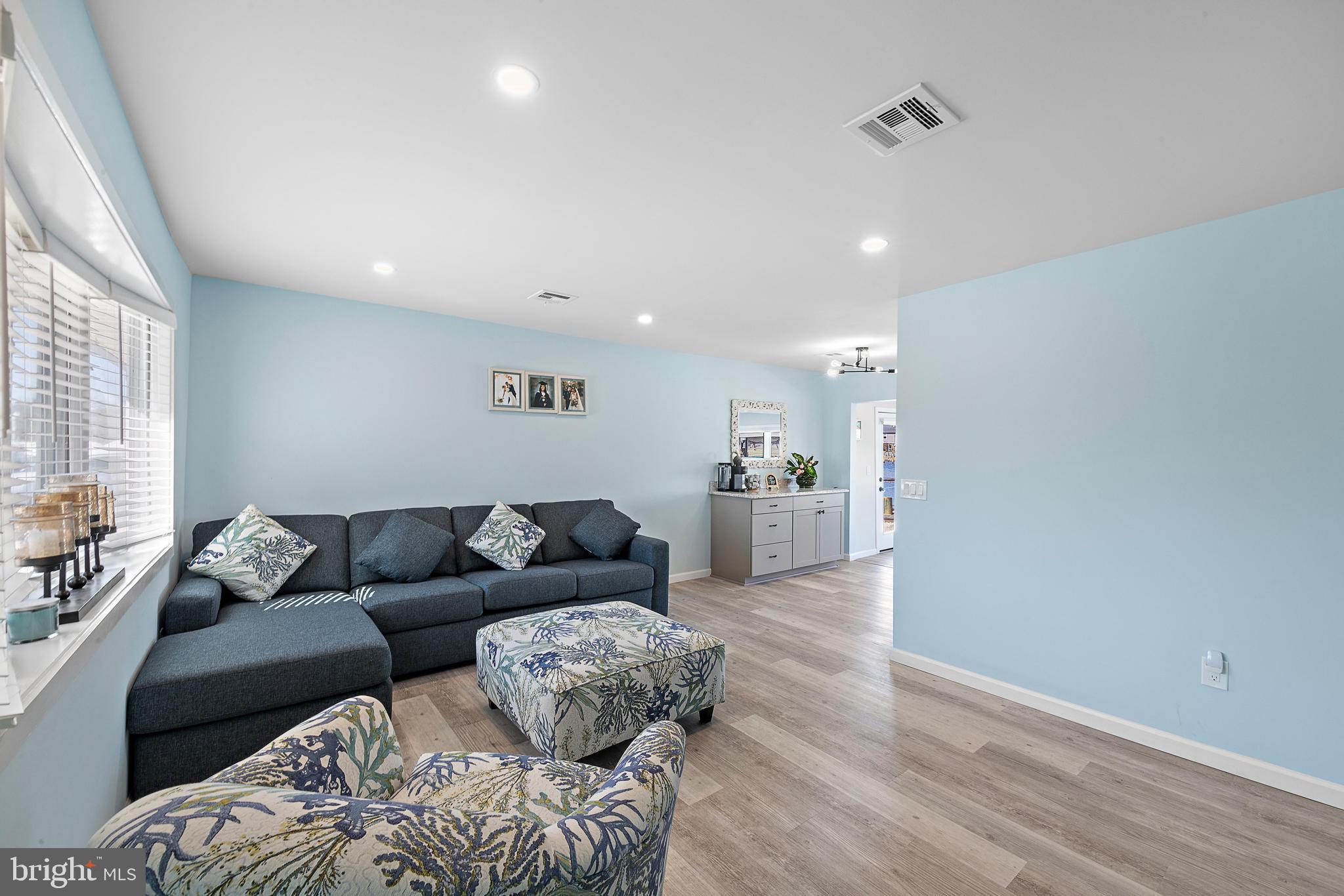 13 BAYVIEW DRIVE