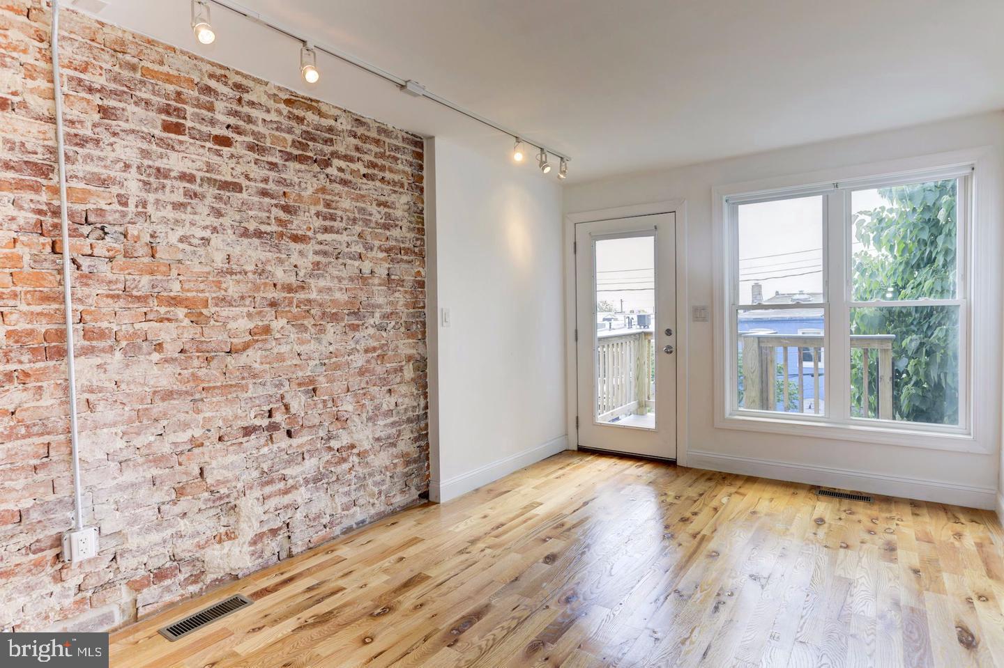 HAMPDEN HISTORIC DISTRICT - Residential