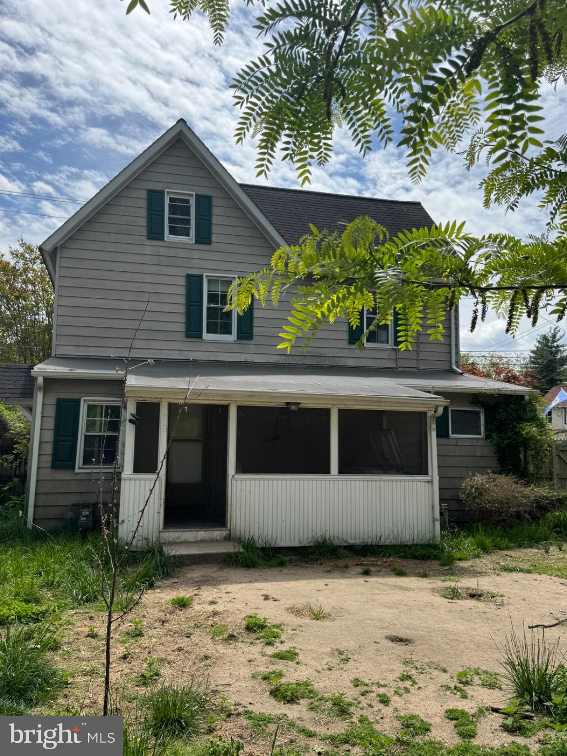 101 W CAMDEN WYOMING AVENUE