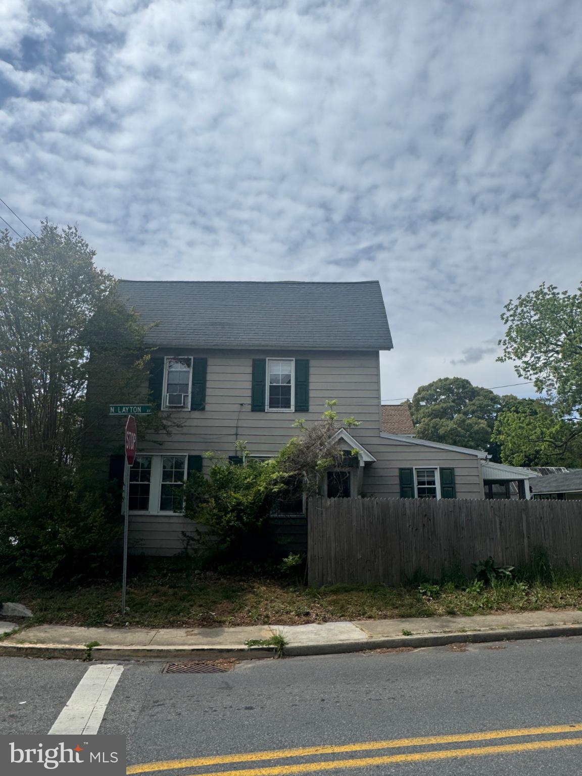 101 W CAMDEN WYOMING AVENUE