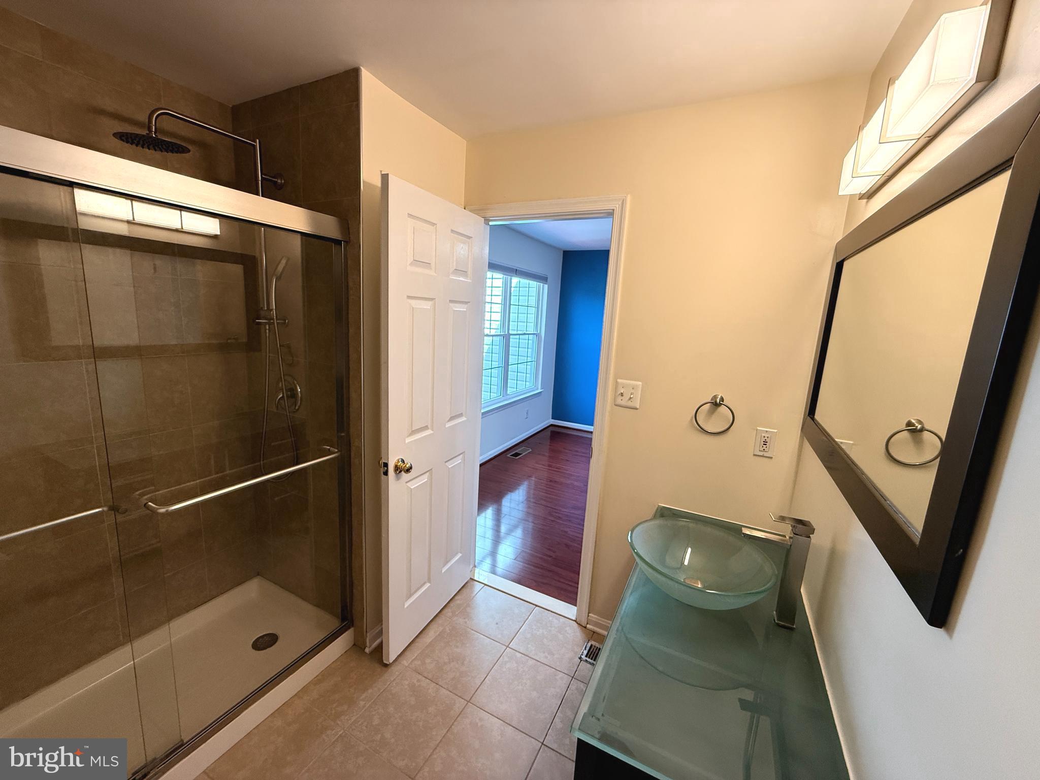 DOMINION STATION - Residential Lease