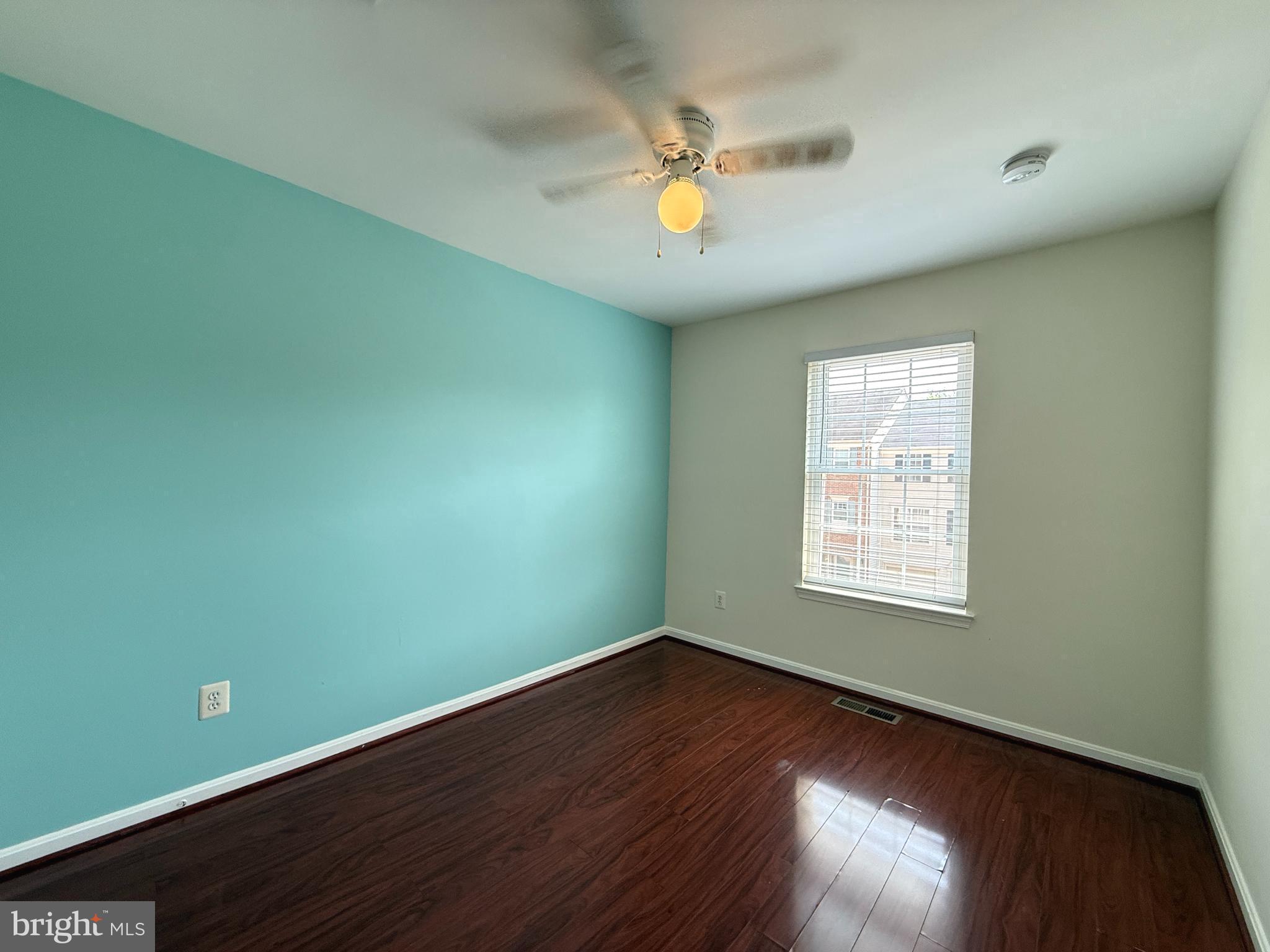 DOMINION STATION - Residential Lease