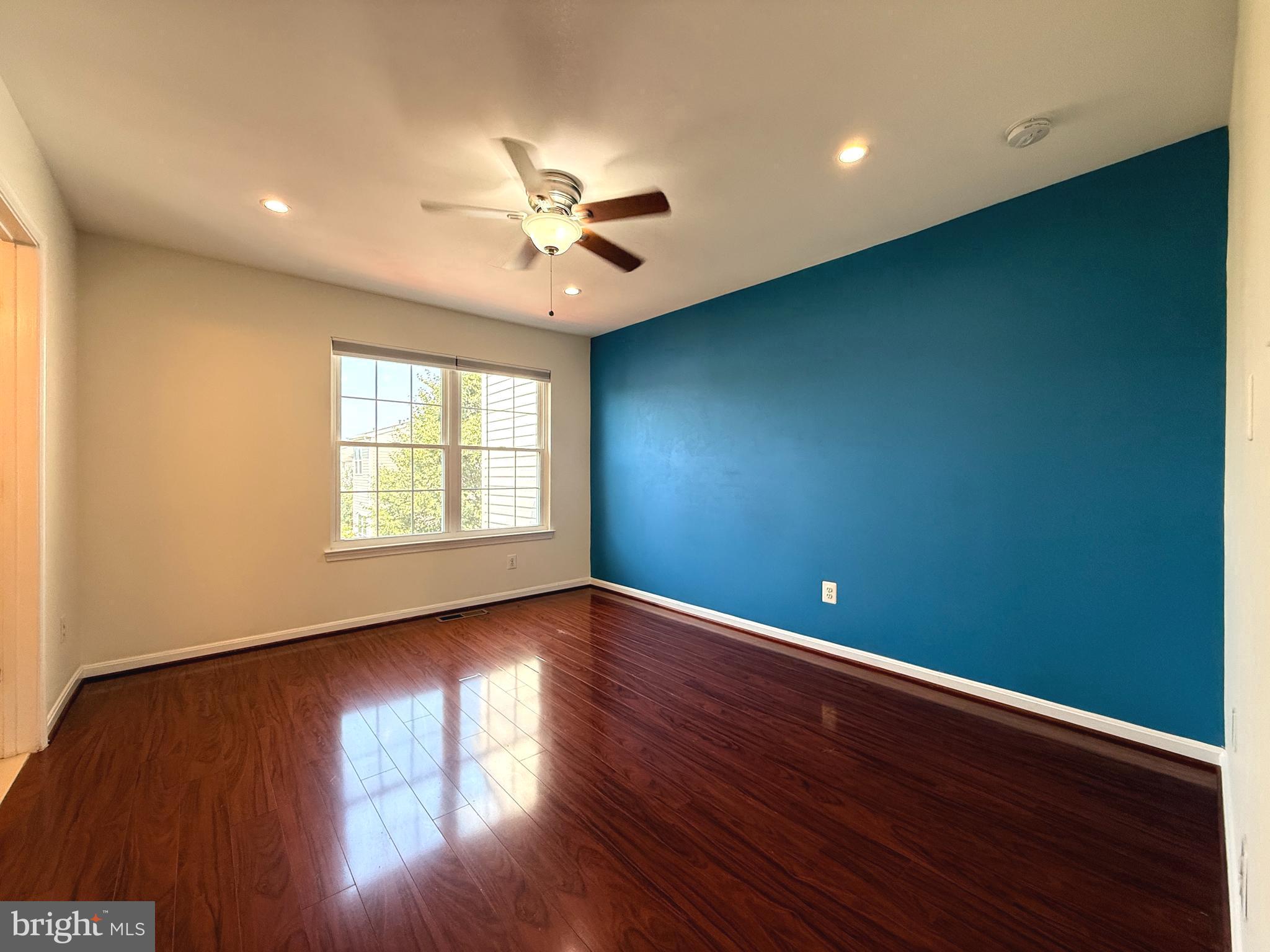 DOMINION STATION - Residential Lease