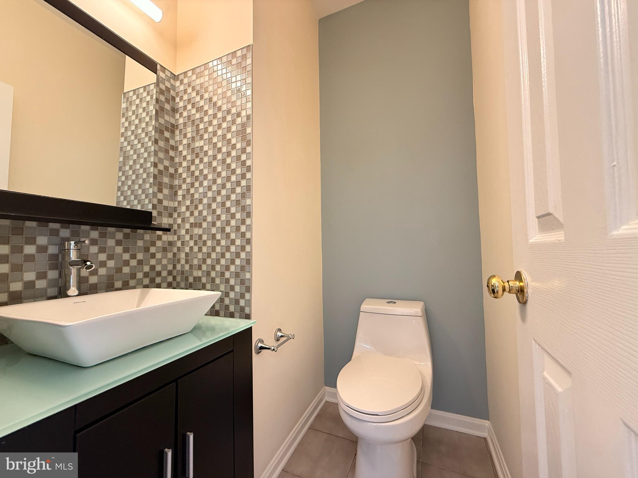 DOMINION STATION - Residential Lease