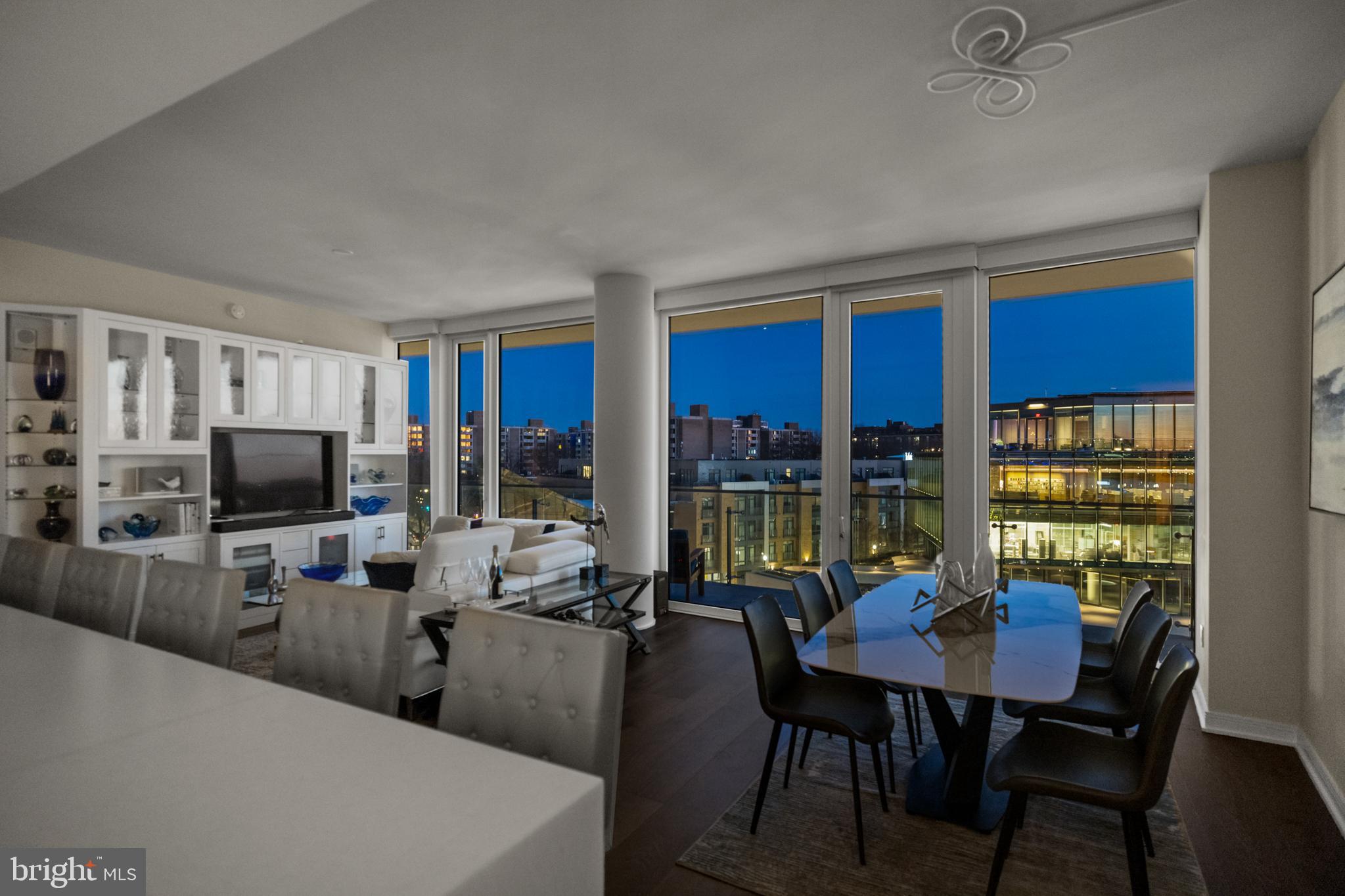 SOUTHWEST WATERFRONT - Residential
