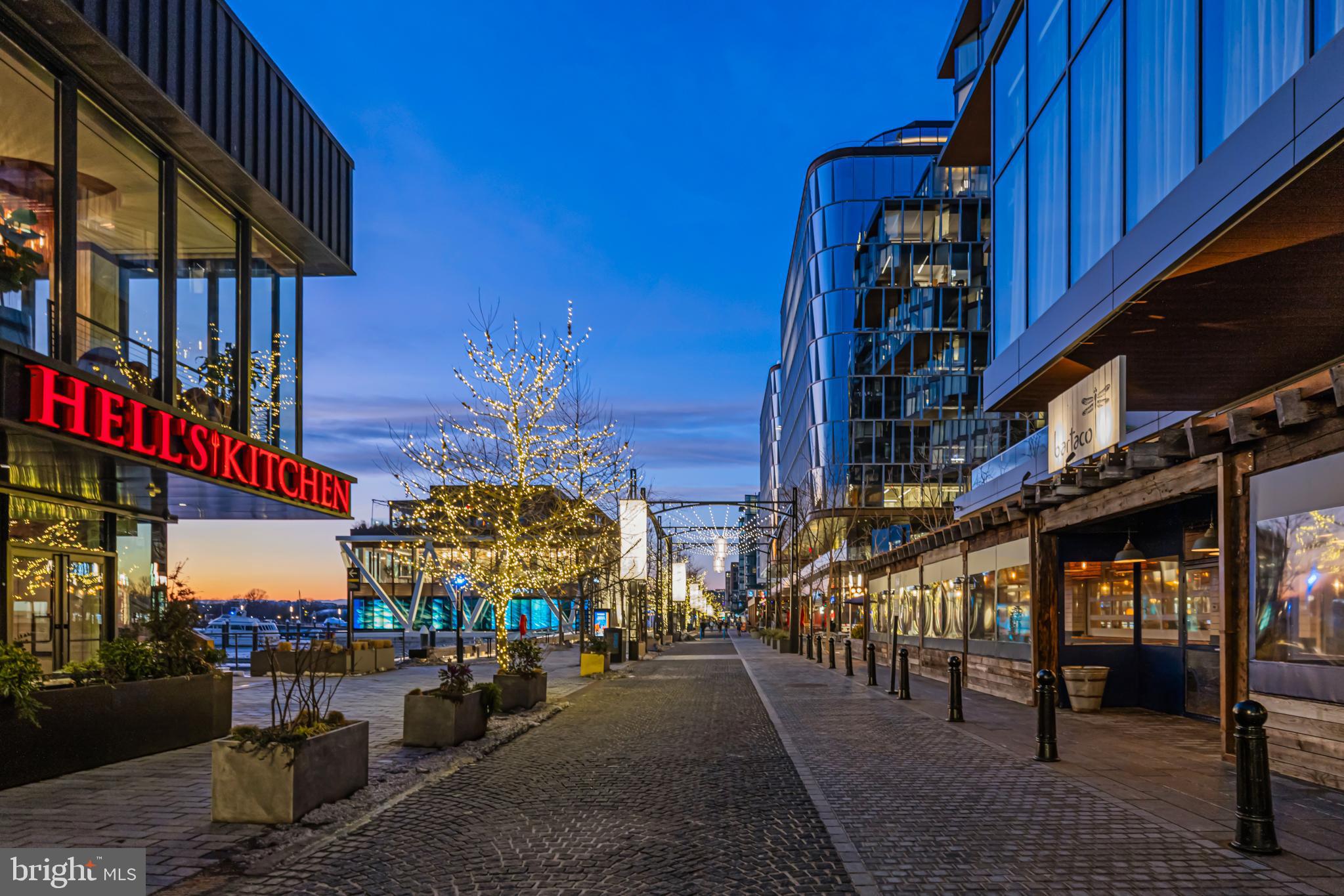 SOUTHWEST WATERFRONT - Residential