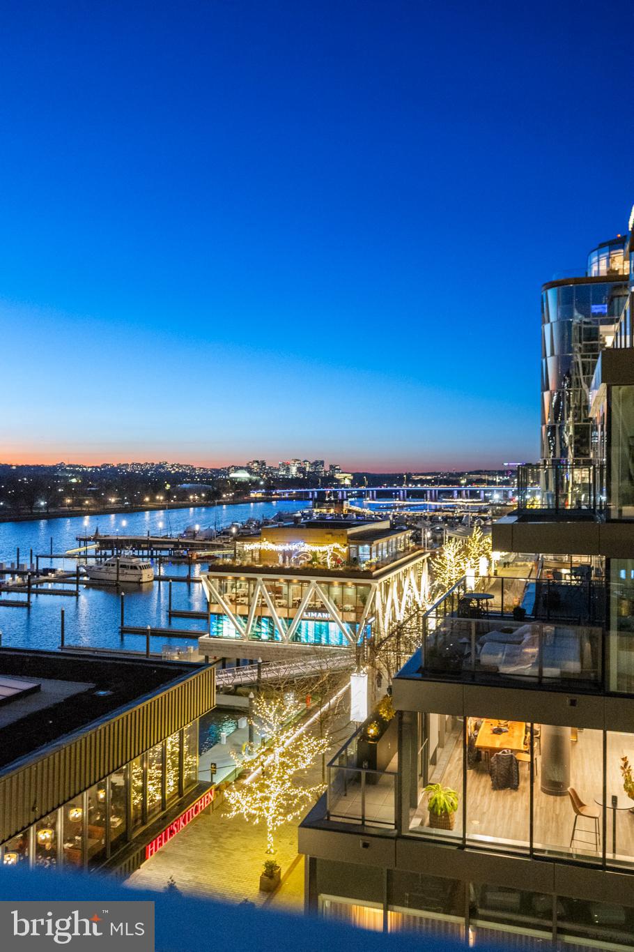 SOUTHWEST WATERFRONT - Residential
