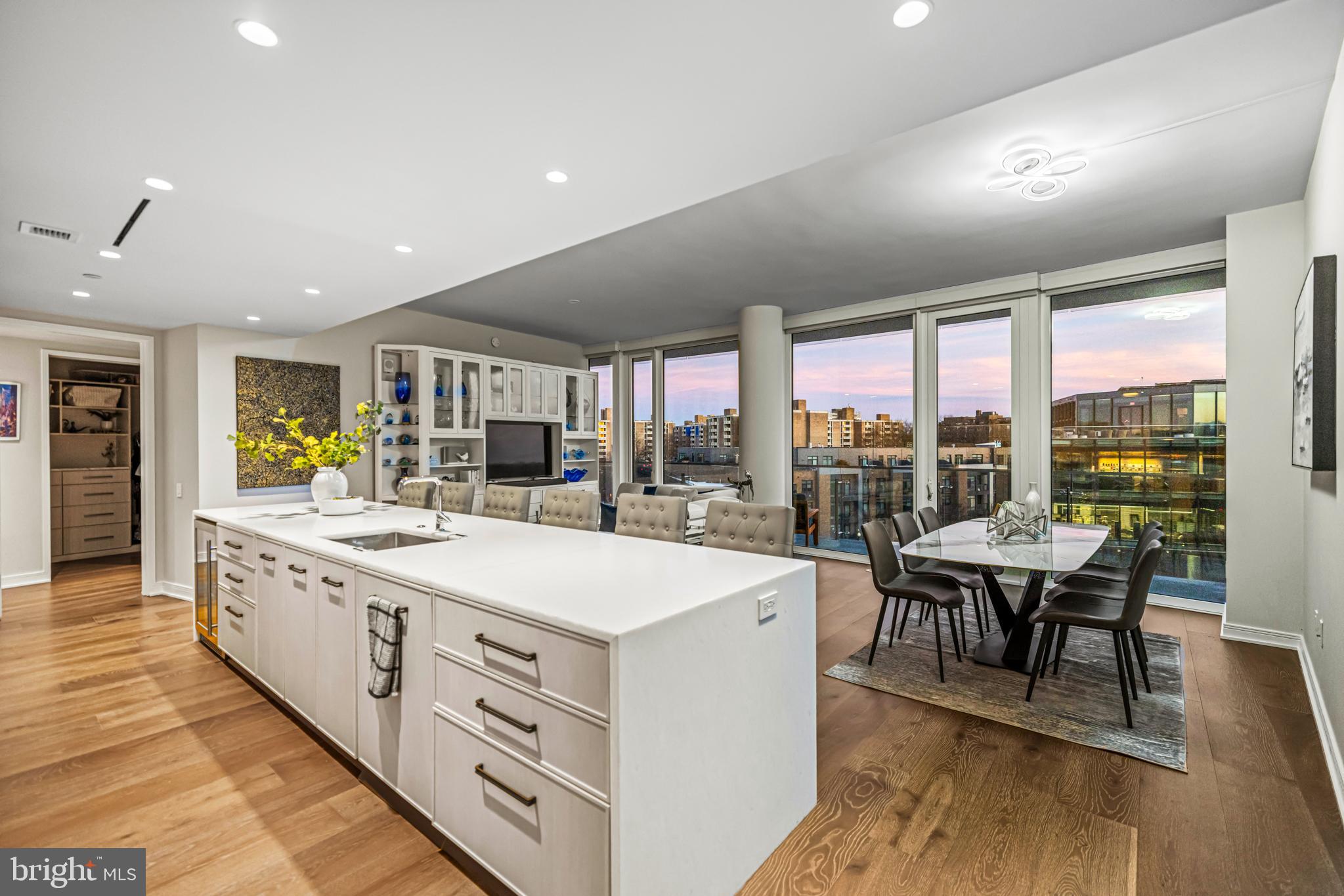 SOUTHWEST WATERFRONT - Residential