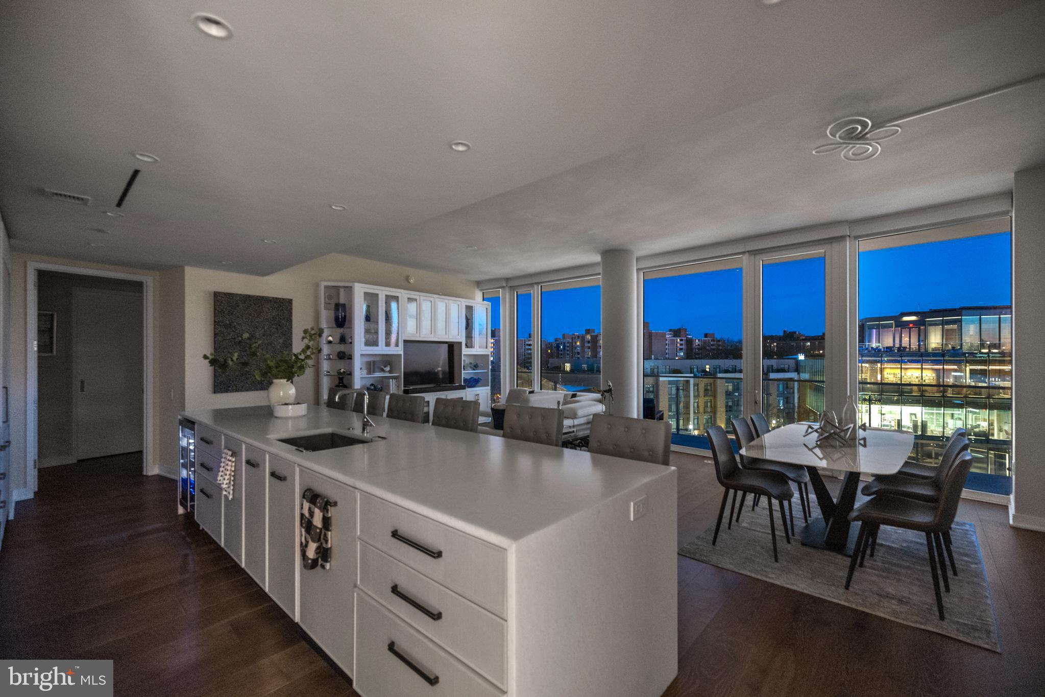 SOUTHWEST WATERFRONT - Residential