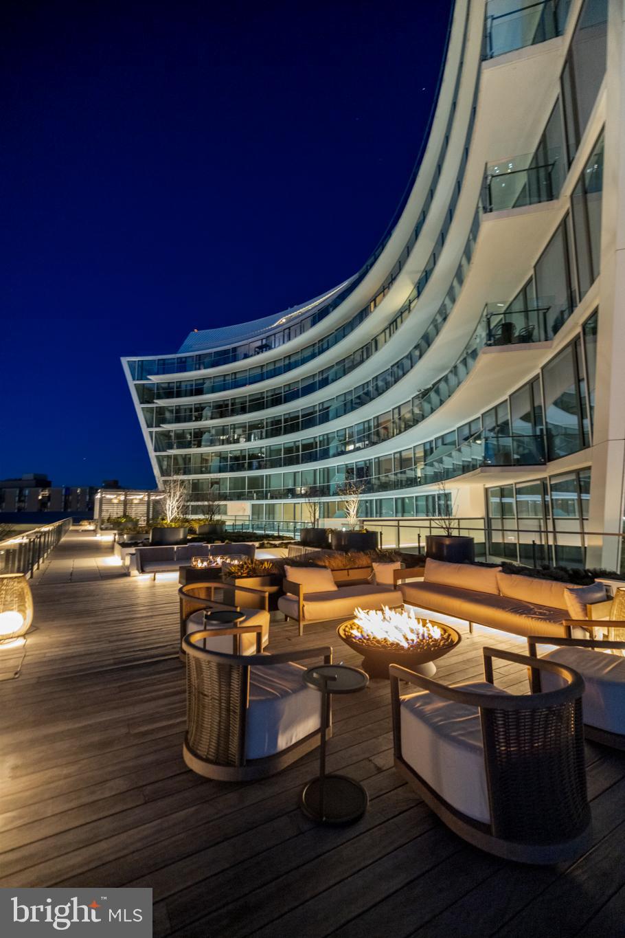 SOUTHWEST WATERFRONT - Residential
