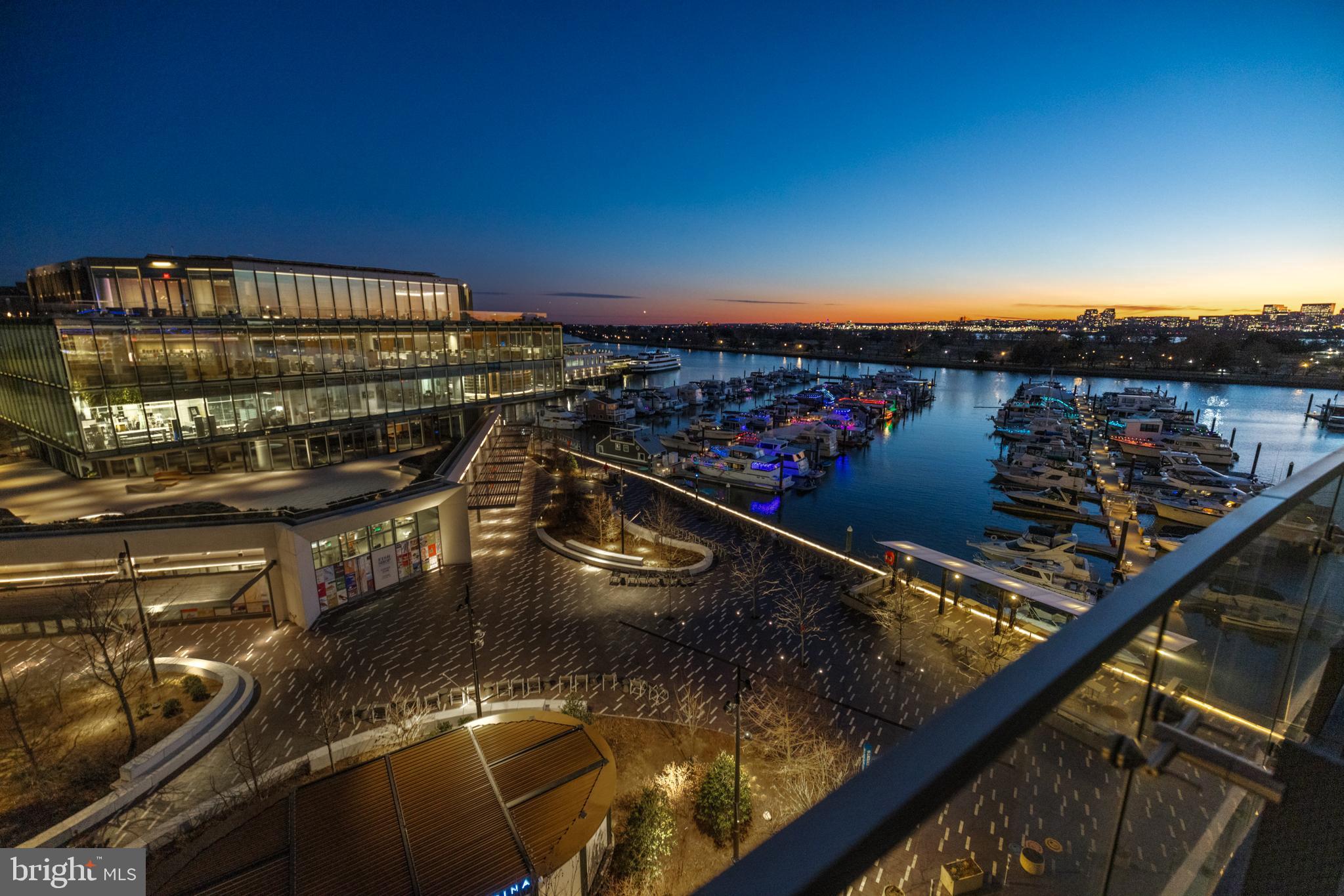 SOUTHWEST WATERFRONT - Residential