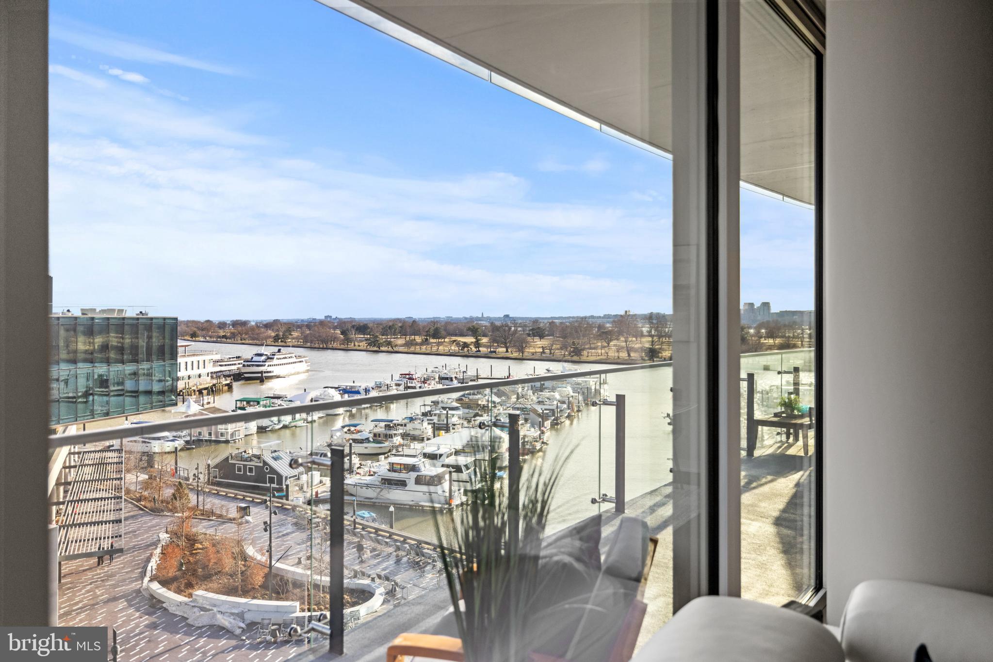 SOUTHWEST WATERFRONT - Residential