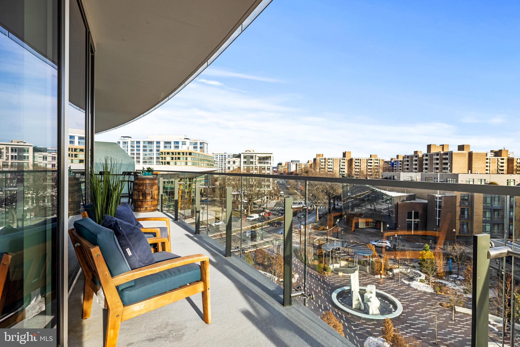 SOUTHWEST WATERFRONT - Residential