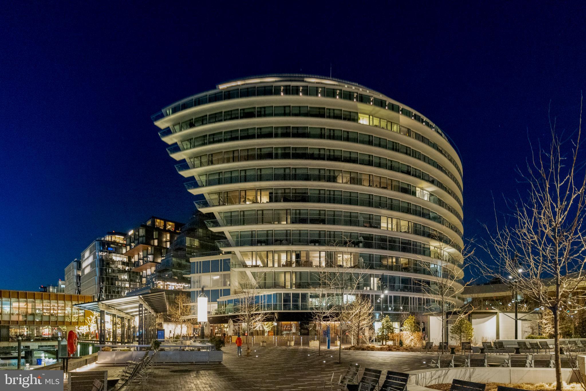 SOUTHWEST WATERFRONT - Residential