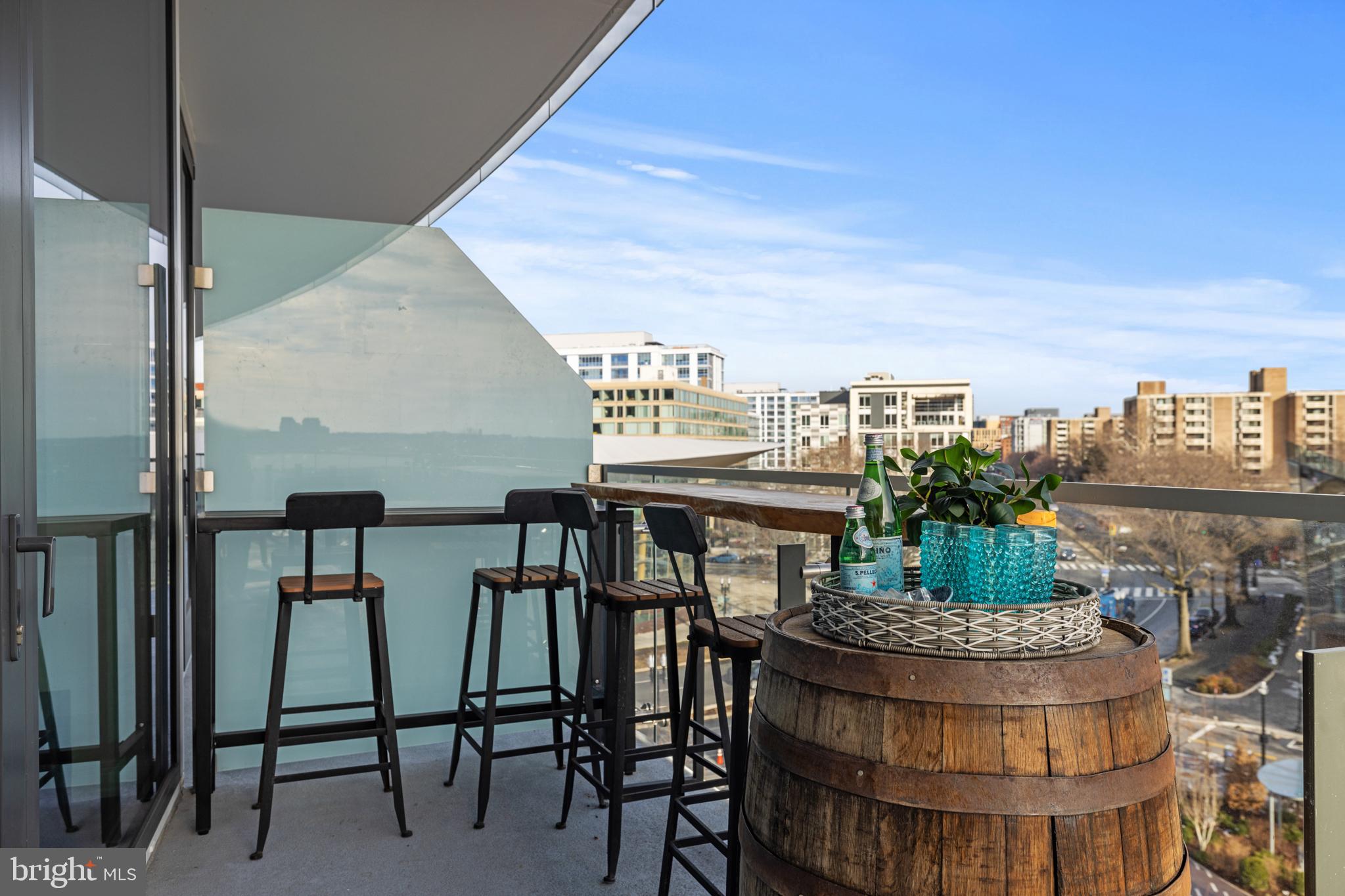 SOUTHWEST WATERFRONT - Residential