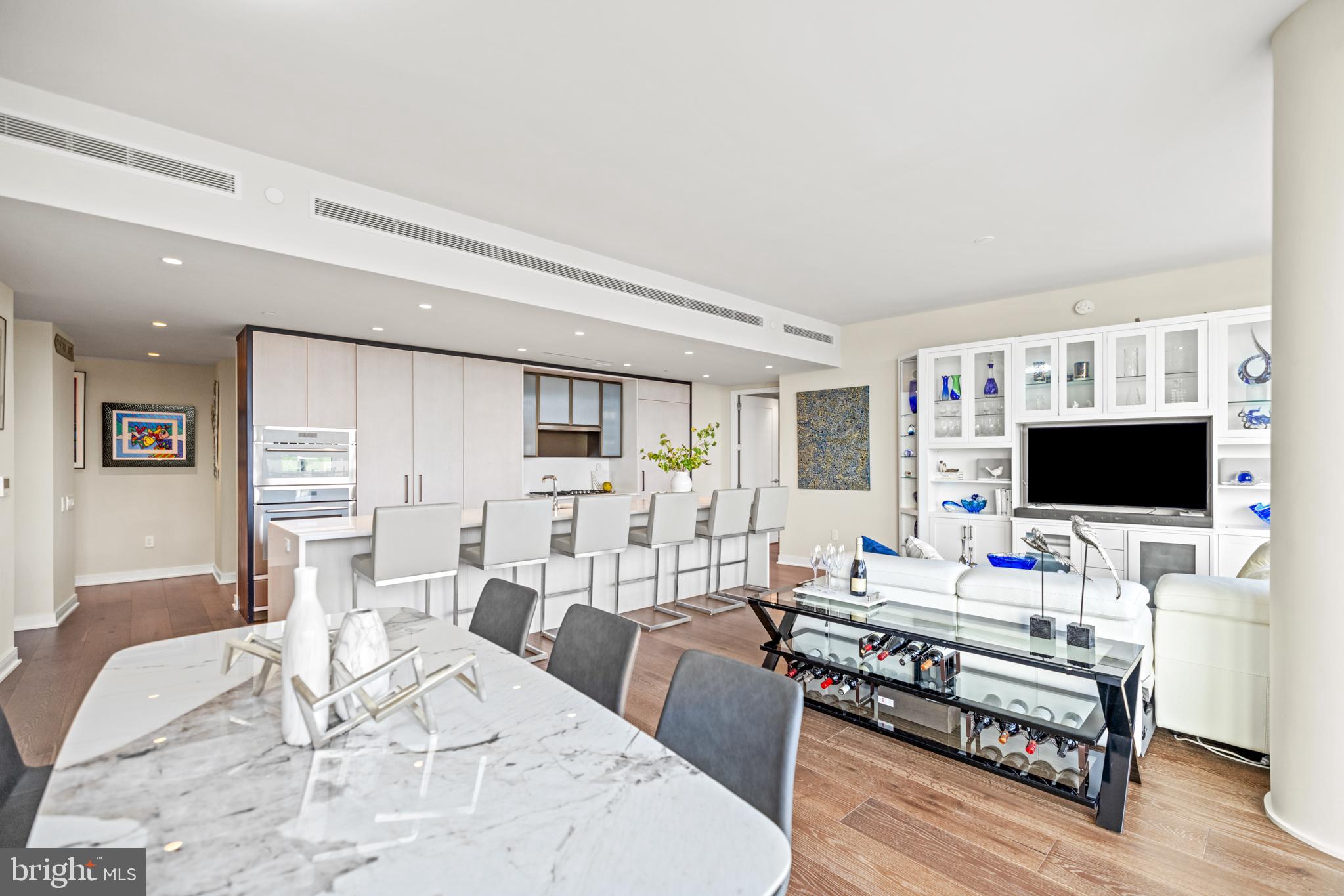 SOUTHWEST WATERFRONT - Residential