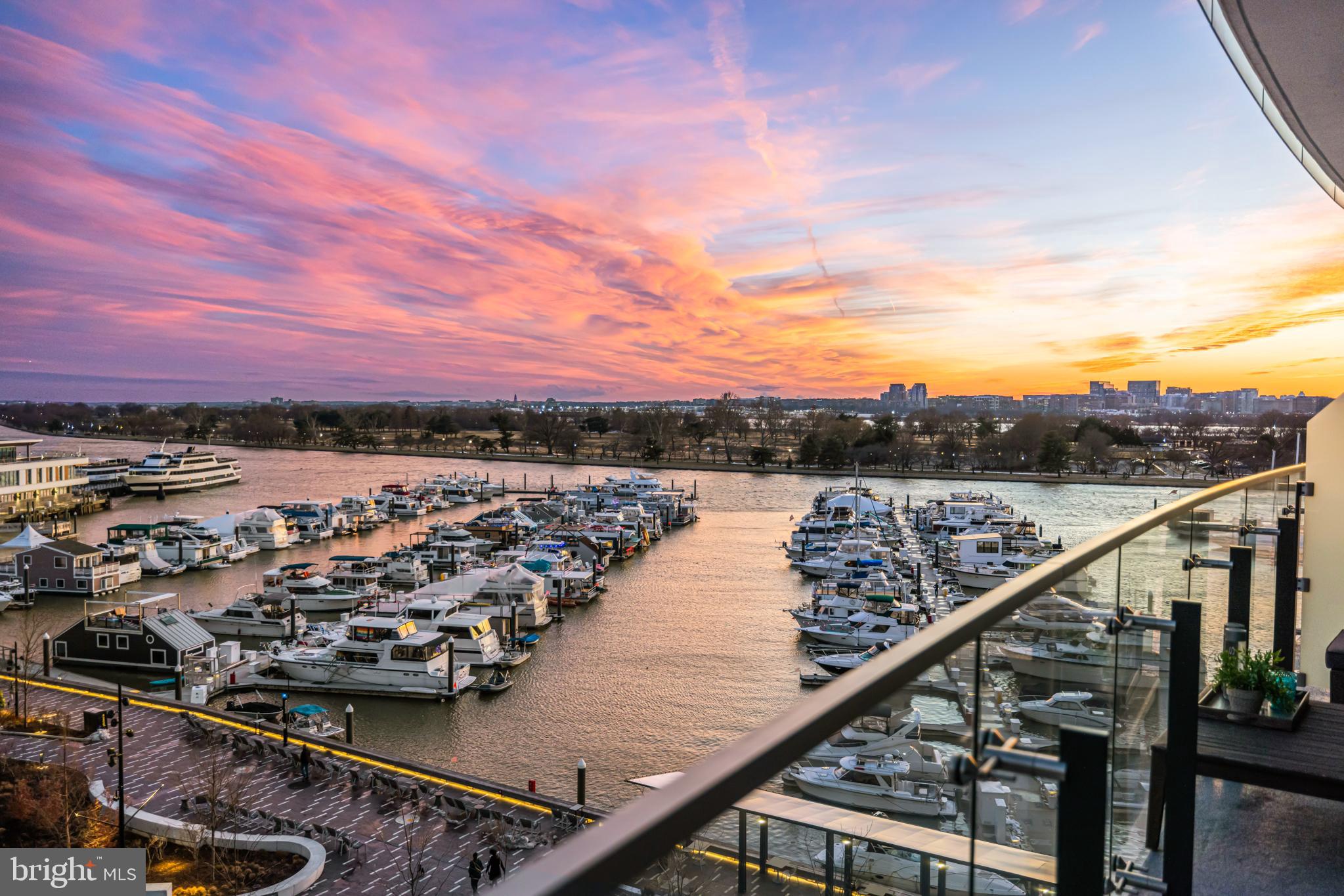 SOUTHWEST WATERFRONT - Residential