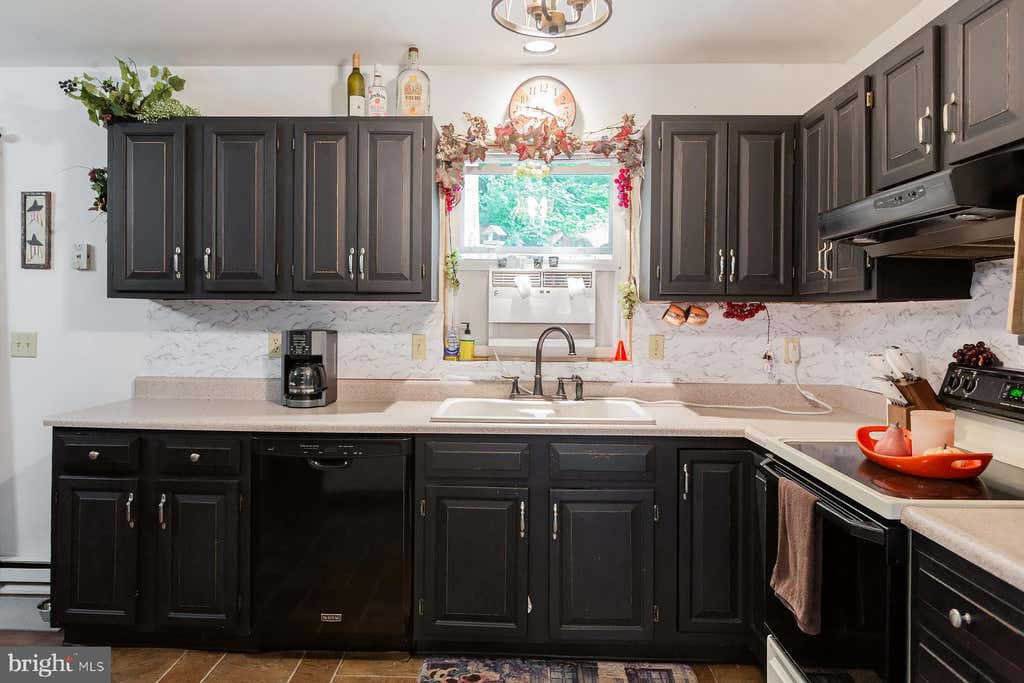 Photo of 125 Boulder Drive, DENVER, PA 17517 (MLS # PALA2089880)