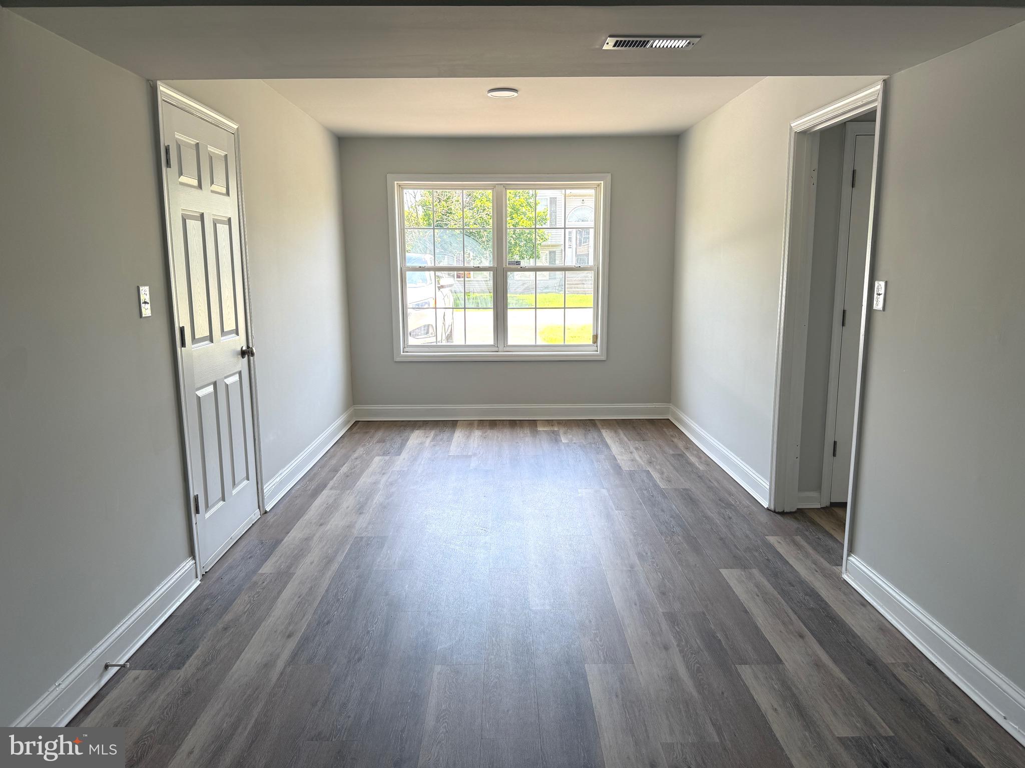 SYCAMORE VILLAGE - Residential