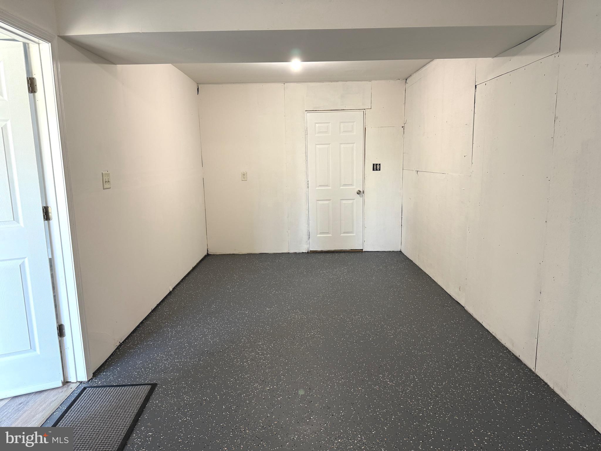 SYCAMORE VILLAGE - Residential