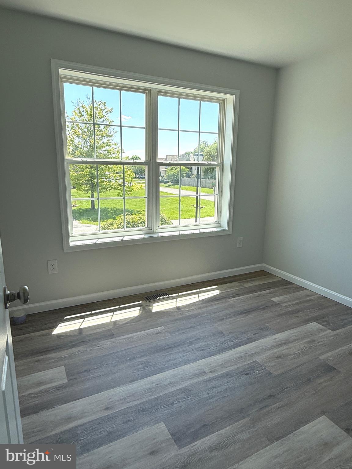 SYCAMORE VILLAGE - Residential