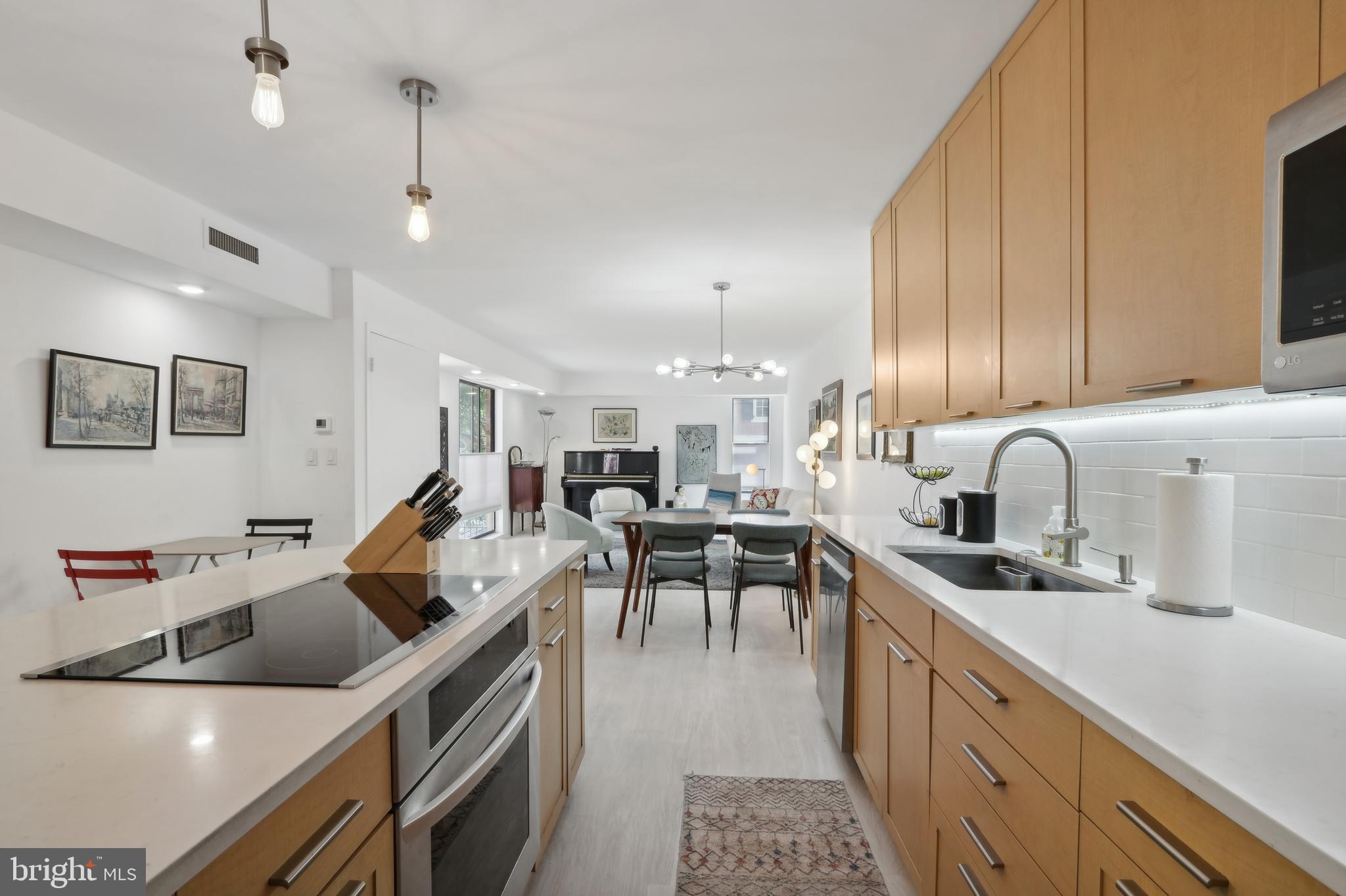 PENN'S LANDING - Residential