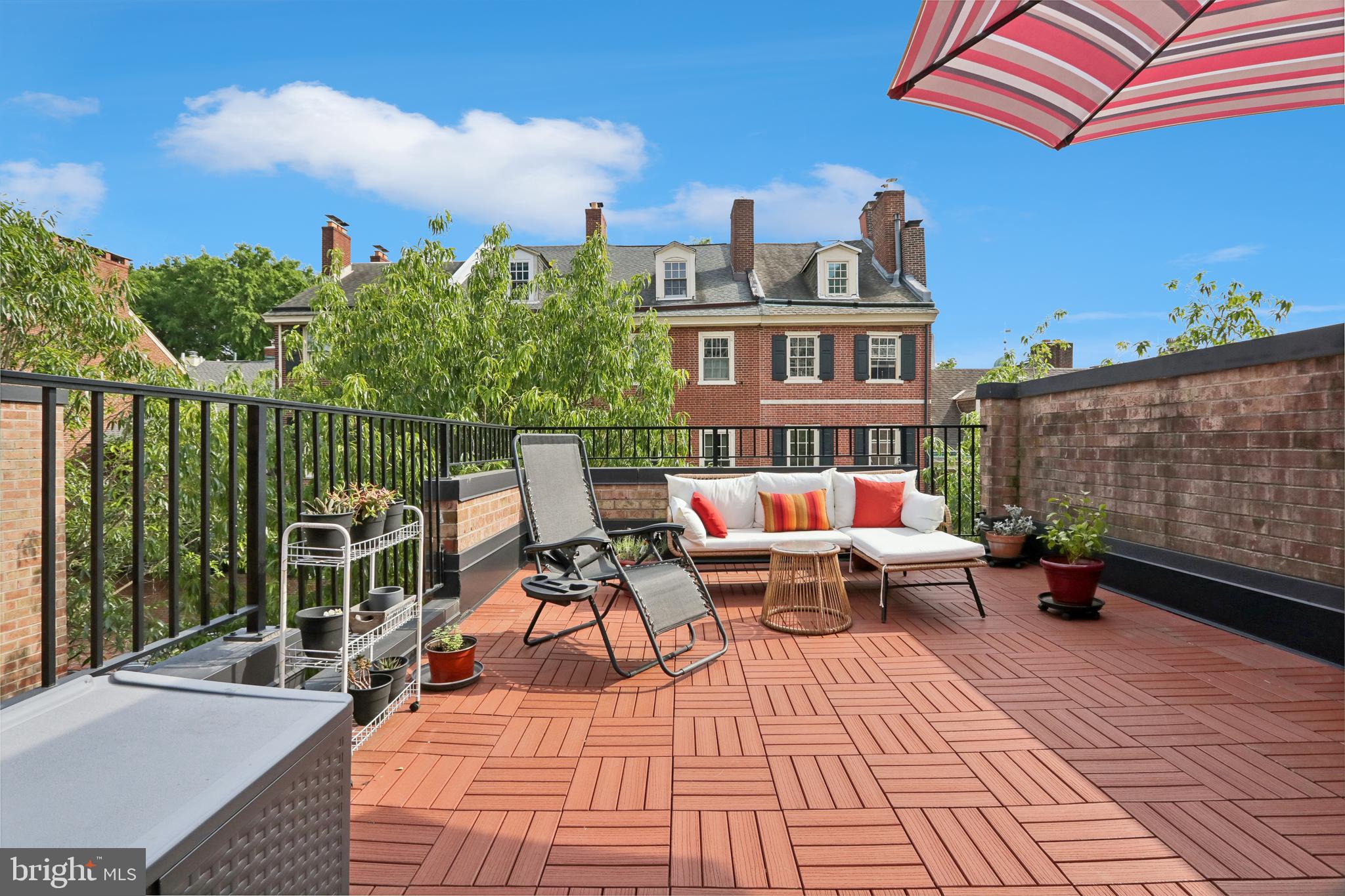 PENN'S LANDING - Residential