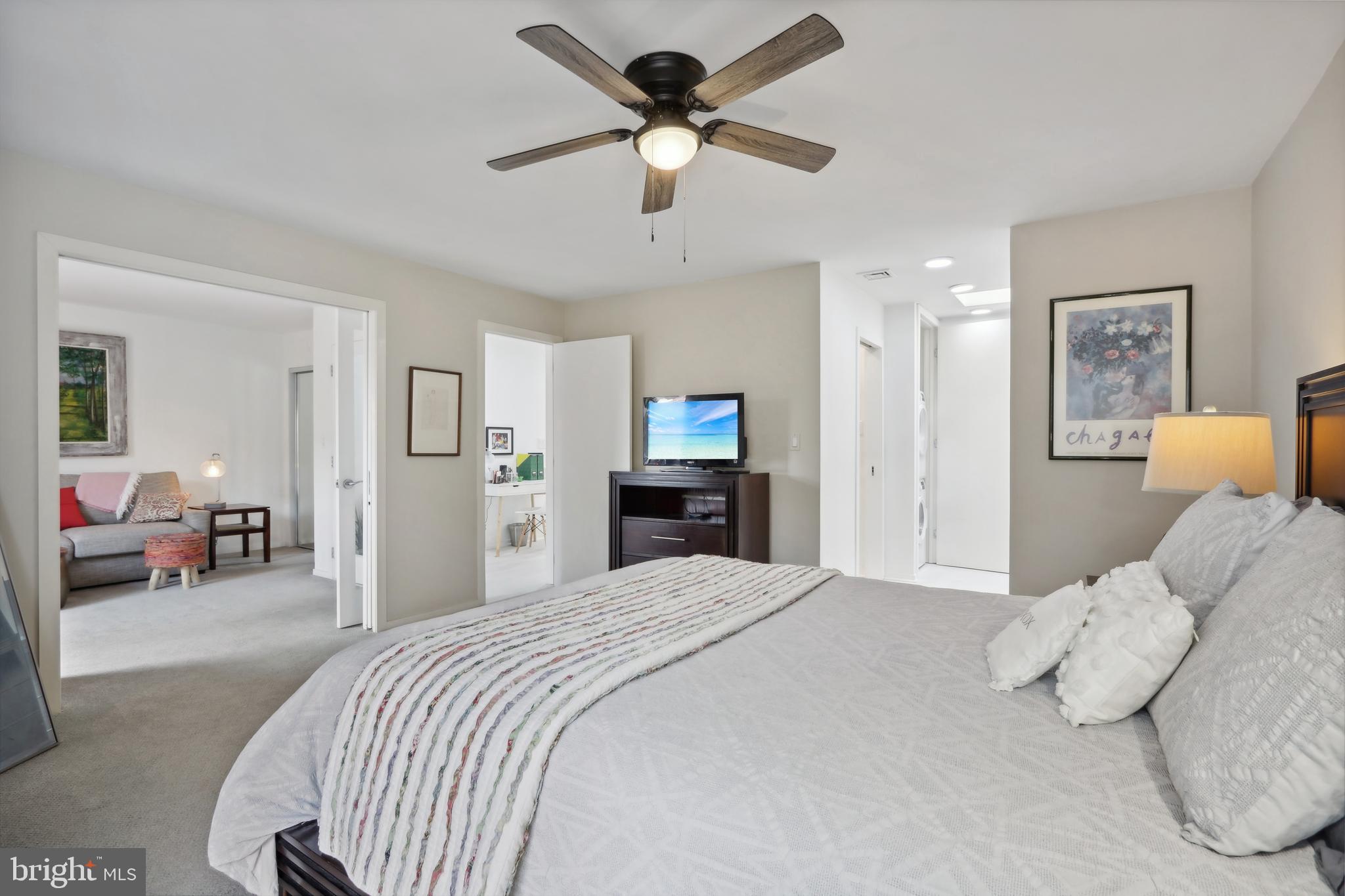 PENN'S LANDING - Residential