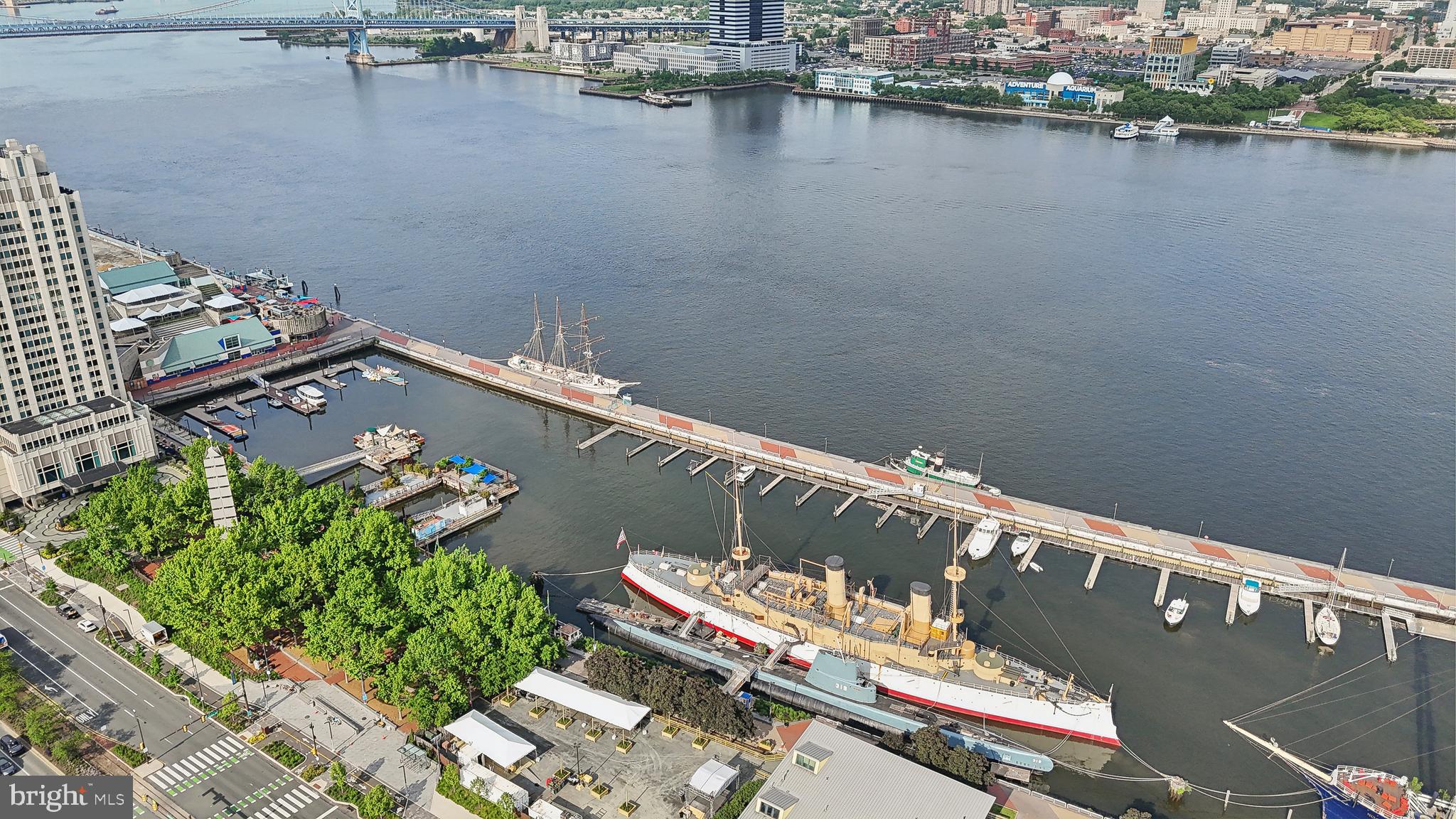 PENN'S LANDING - Residential