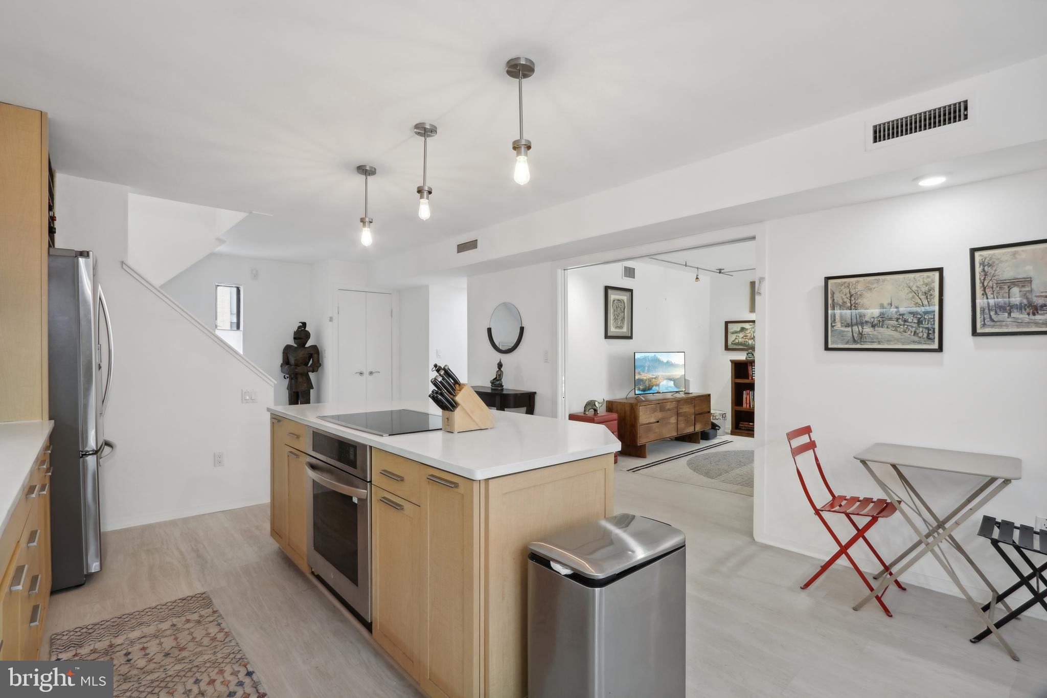 PENN'S LANDING - Residential