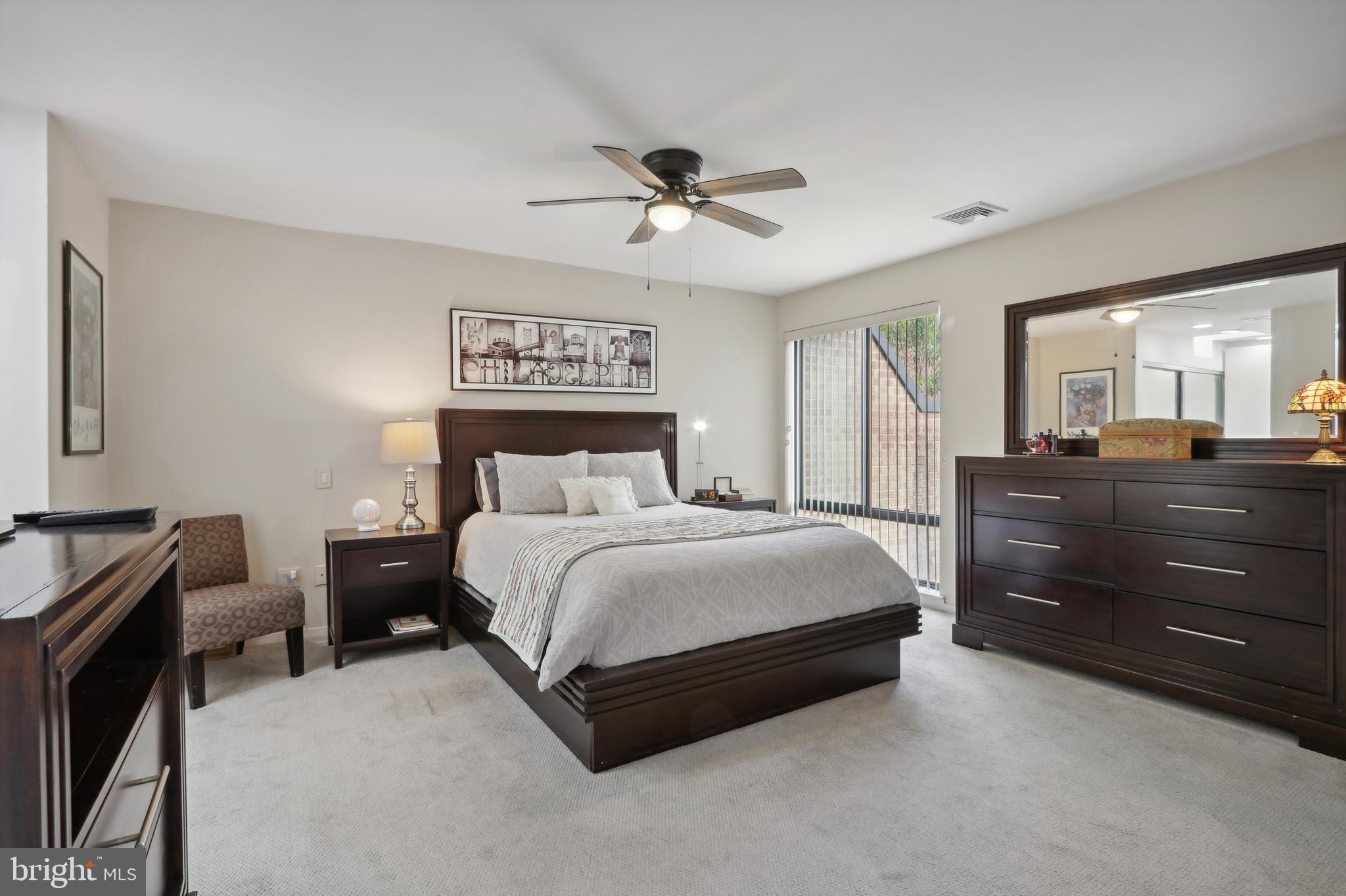 PENN'S LANDING - Residential