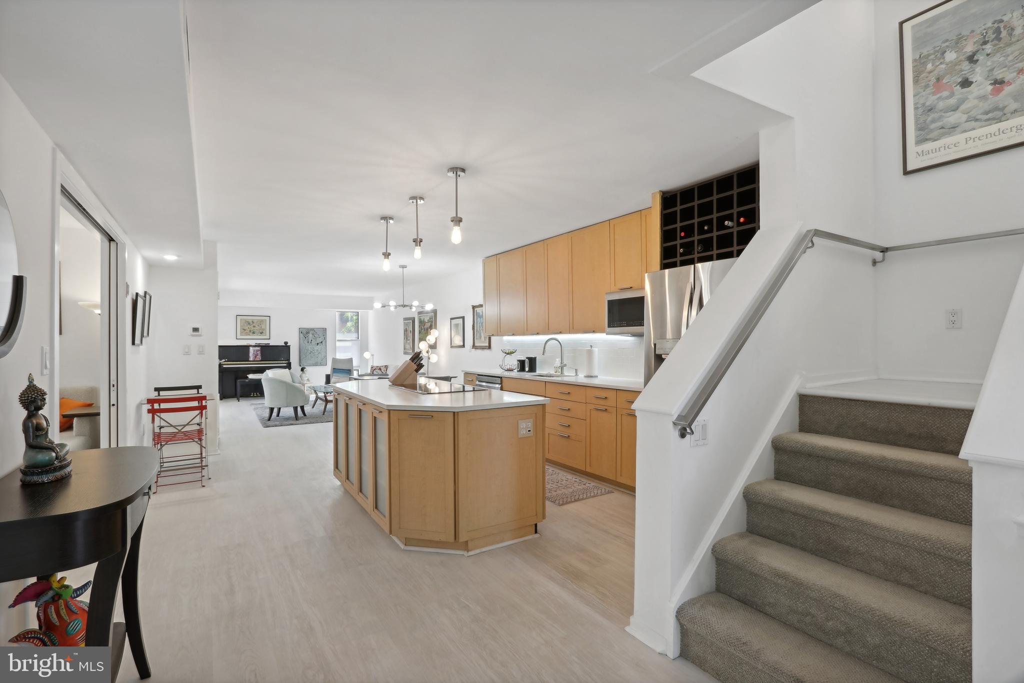 PENN'S LANDING - Residential