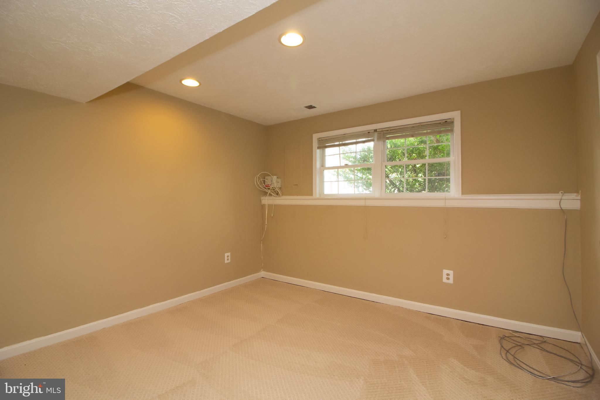 TOLL HOUSE - Residential