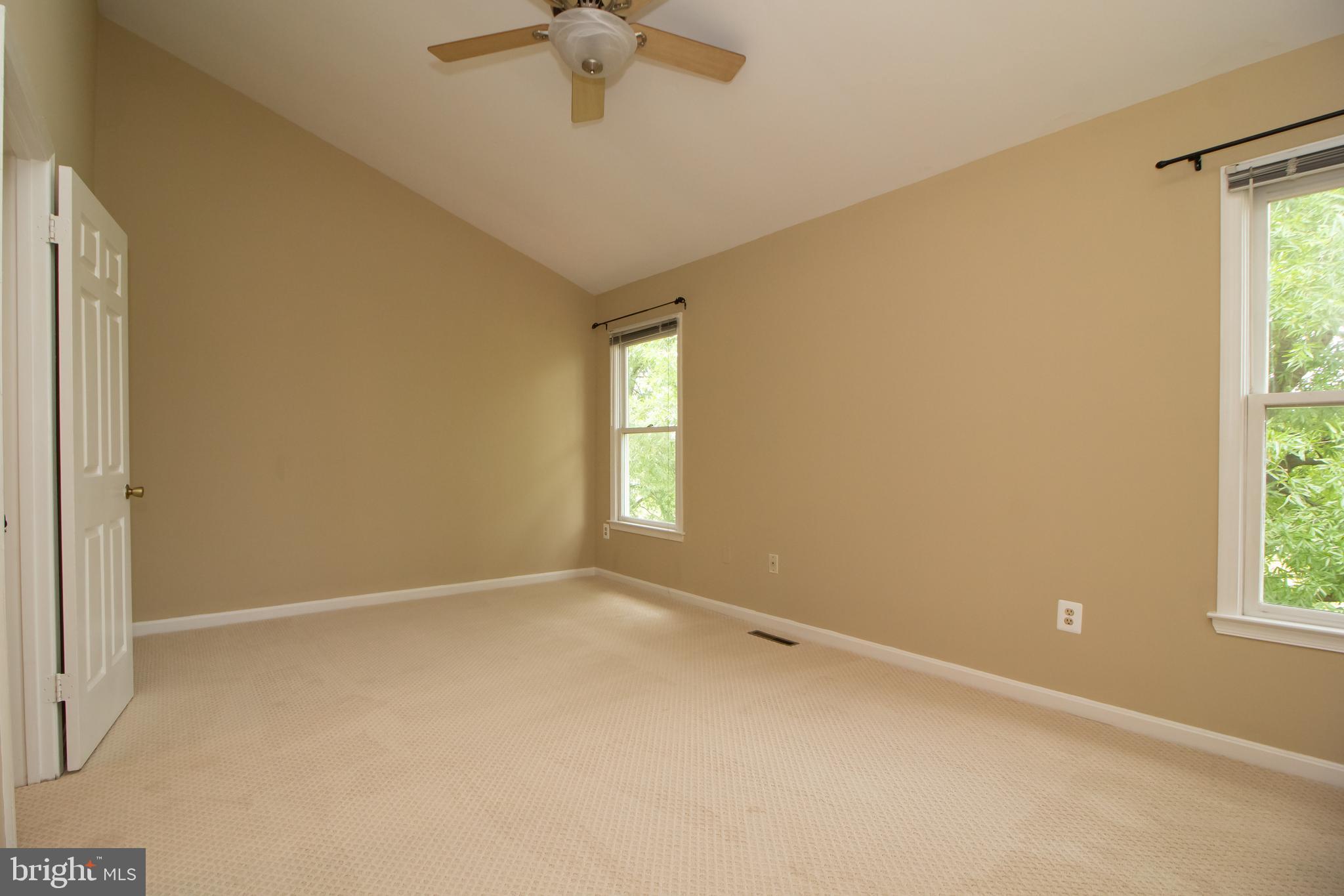 TOLL HOUSE - Residential